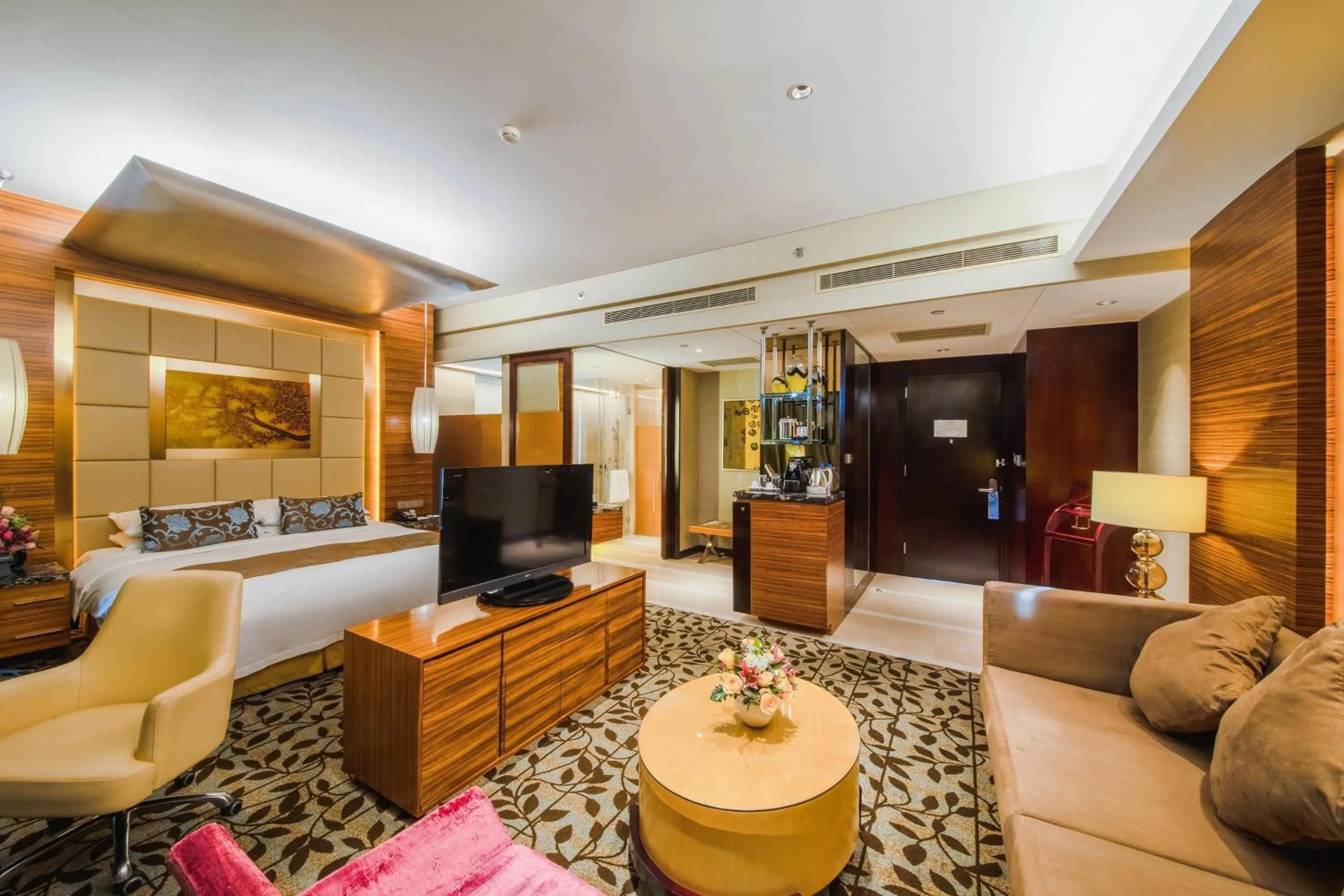 Bedroom, Bed in Kempinski Hotel Yinchuan