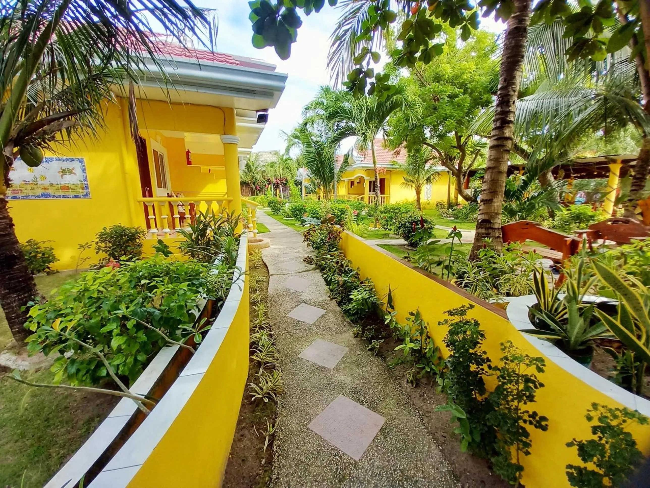 Property building in Malapascua Garden Resort