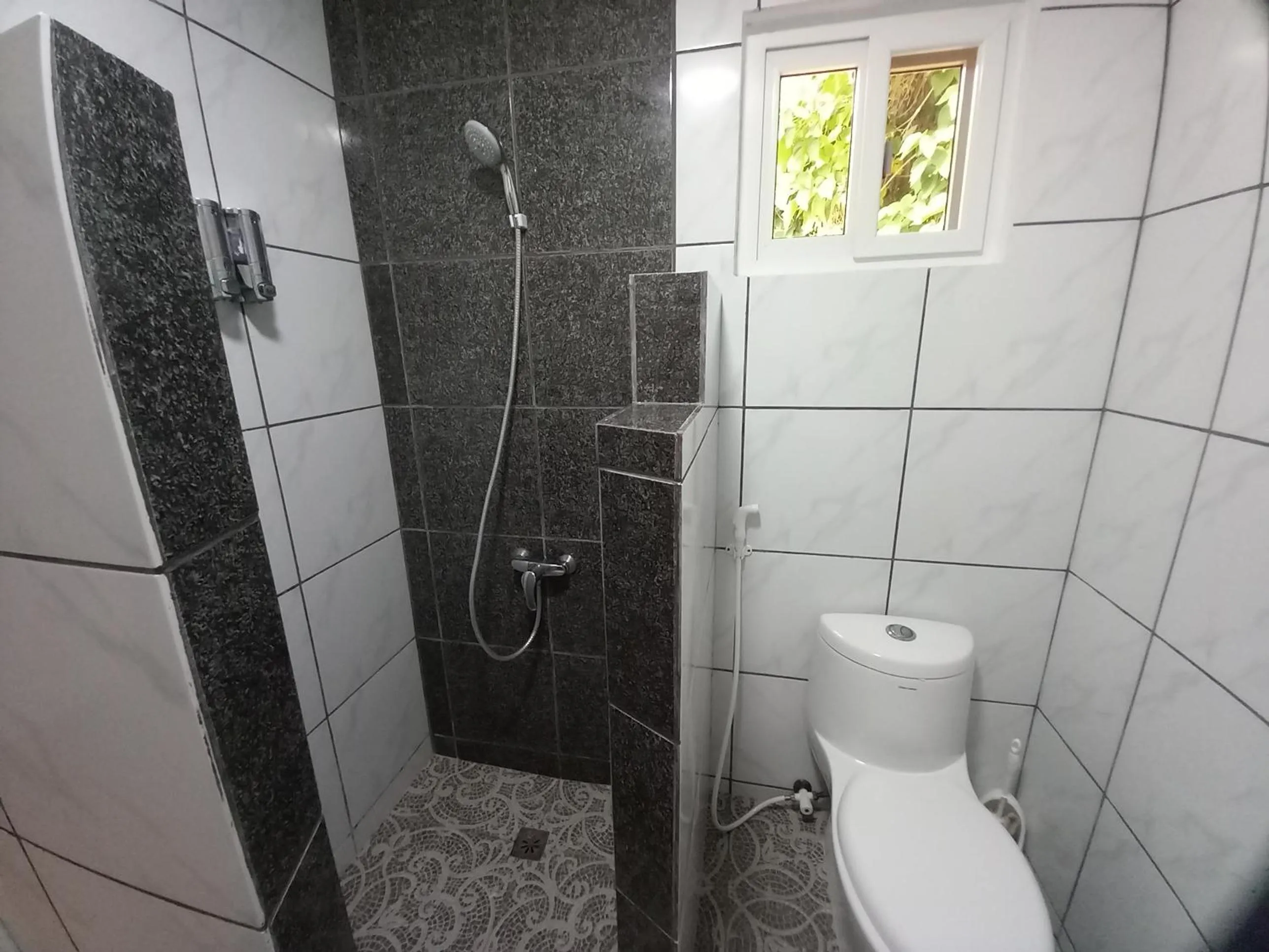 Bathroom in Malapascua Garden Resort