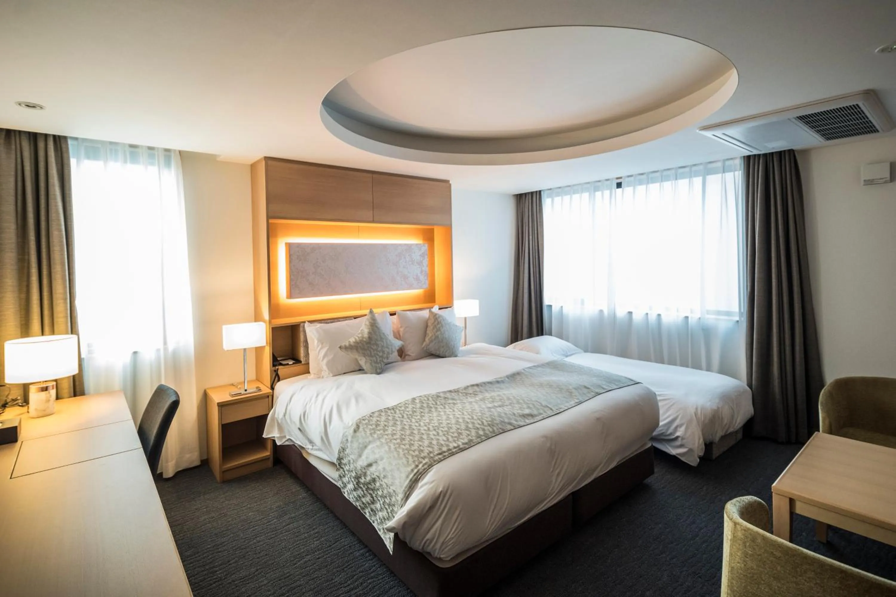 Bed in Kyoto Shijo Takakura Hotel Grandereverie