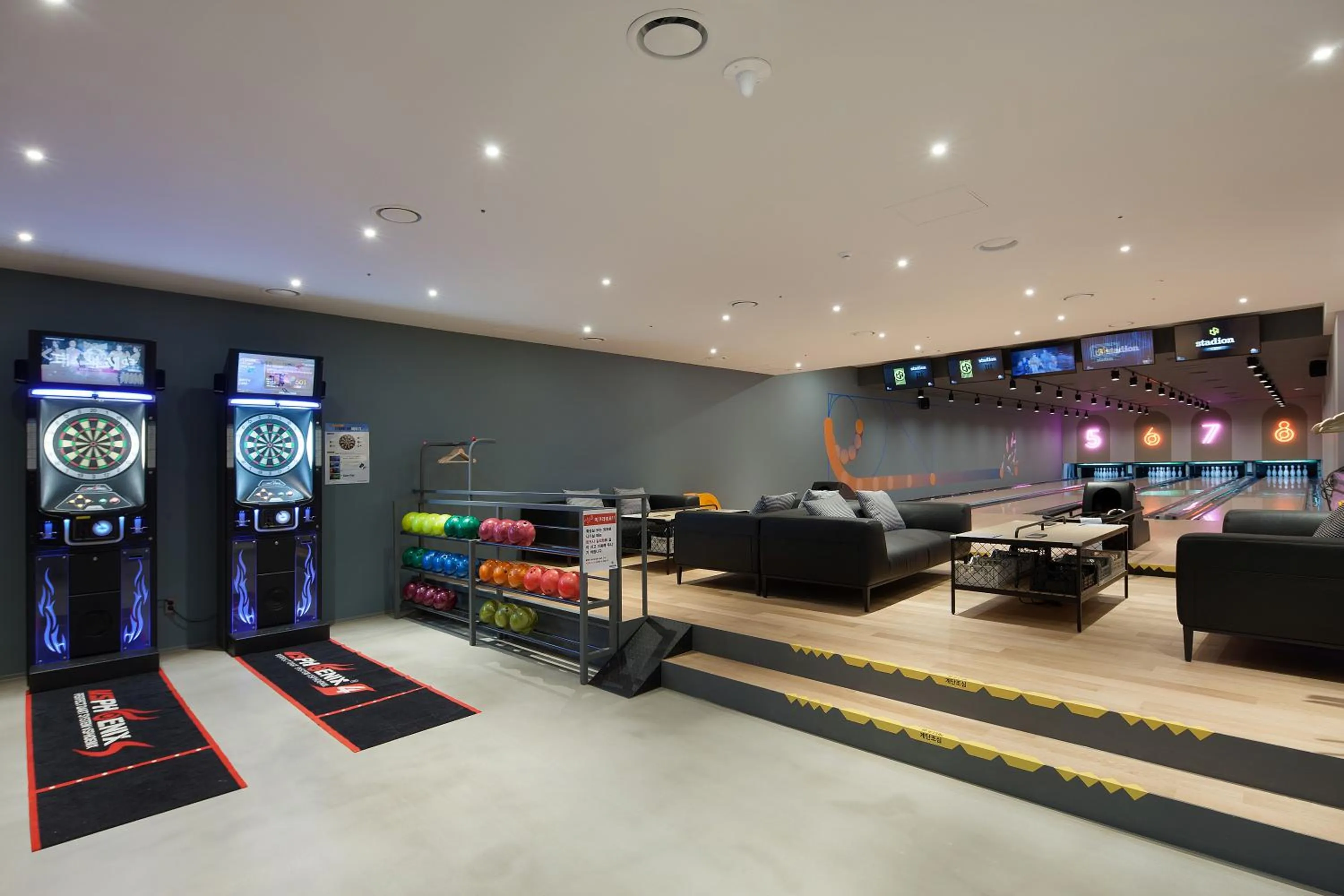 Bowling in La Casa hotel Gwangmyeong