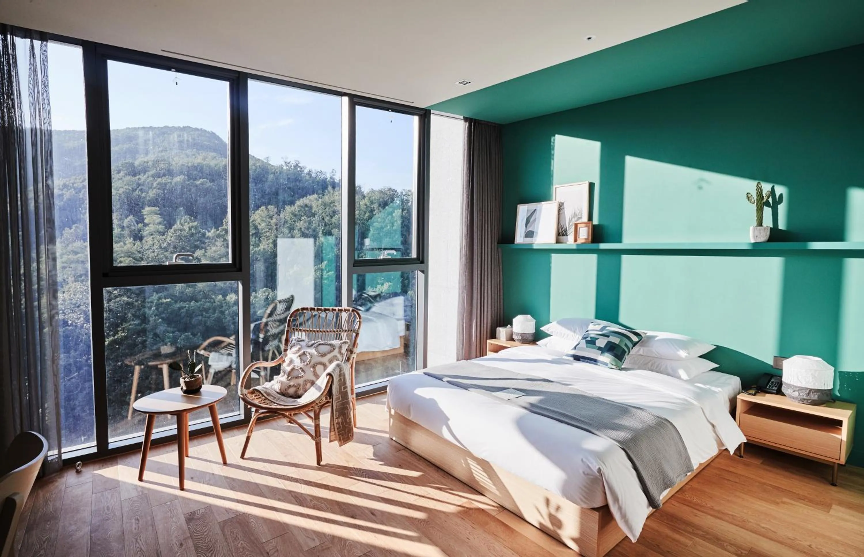 Mountain view, Bed in La Casa hotel Gwangmyeong