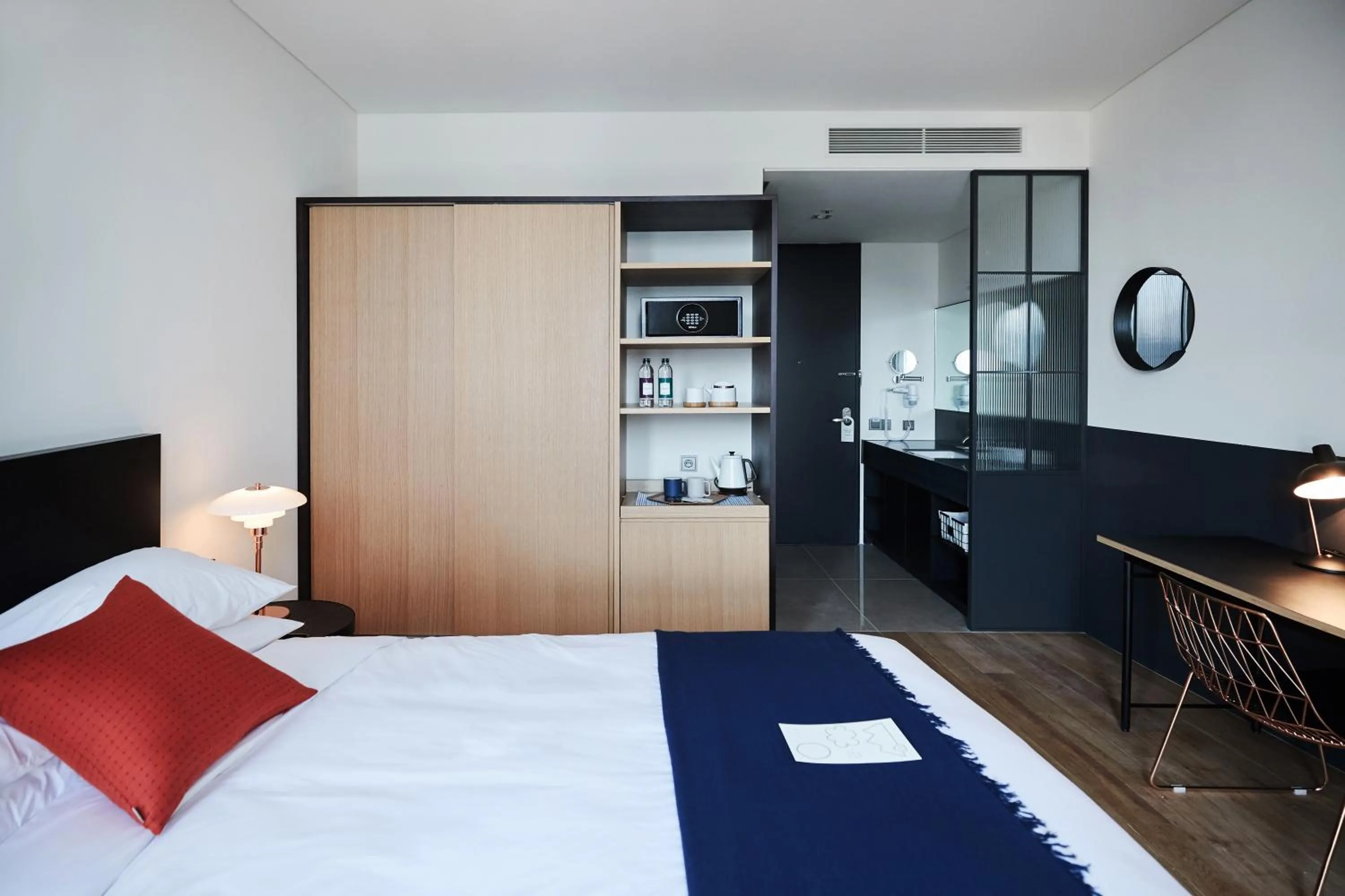 Photo of the whole room, Bed in La Casa hotel Gwangmyeong