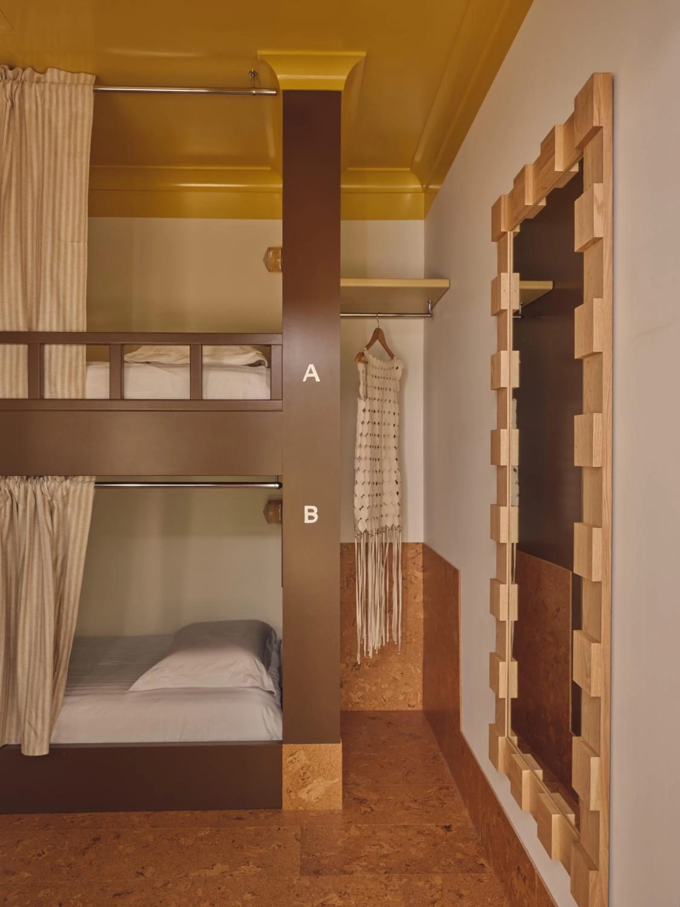 Bed in Halse Lodge Noosa Heads