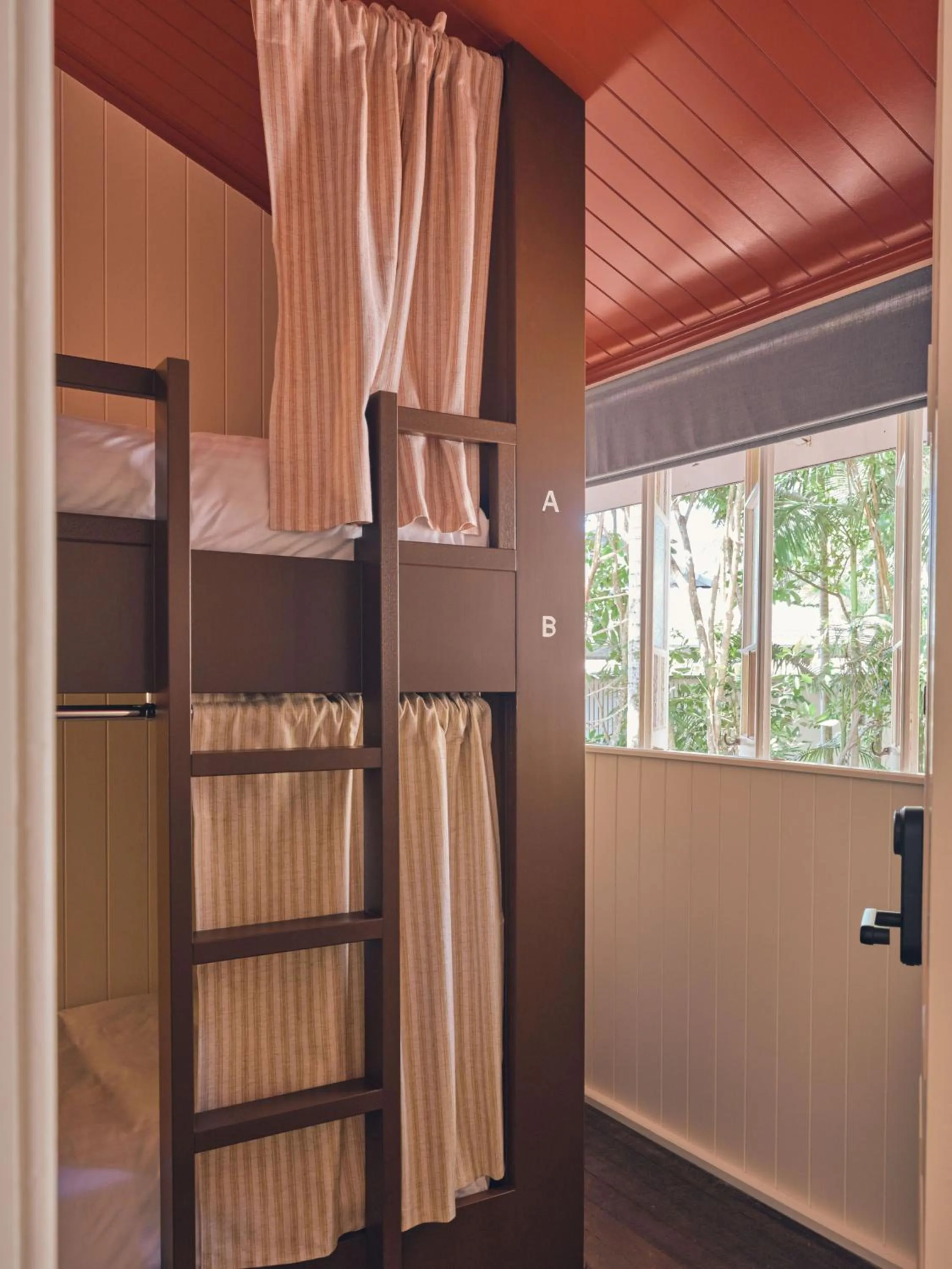 Bed in Halse Lodge Noosa Heads