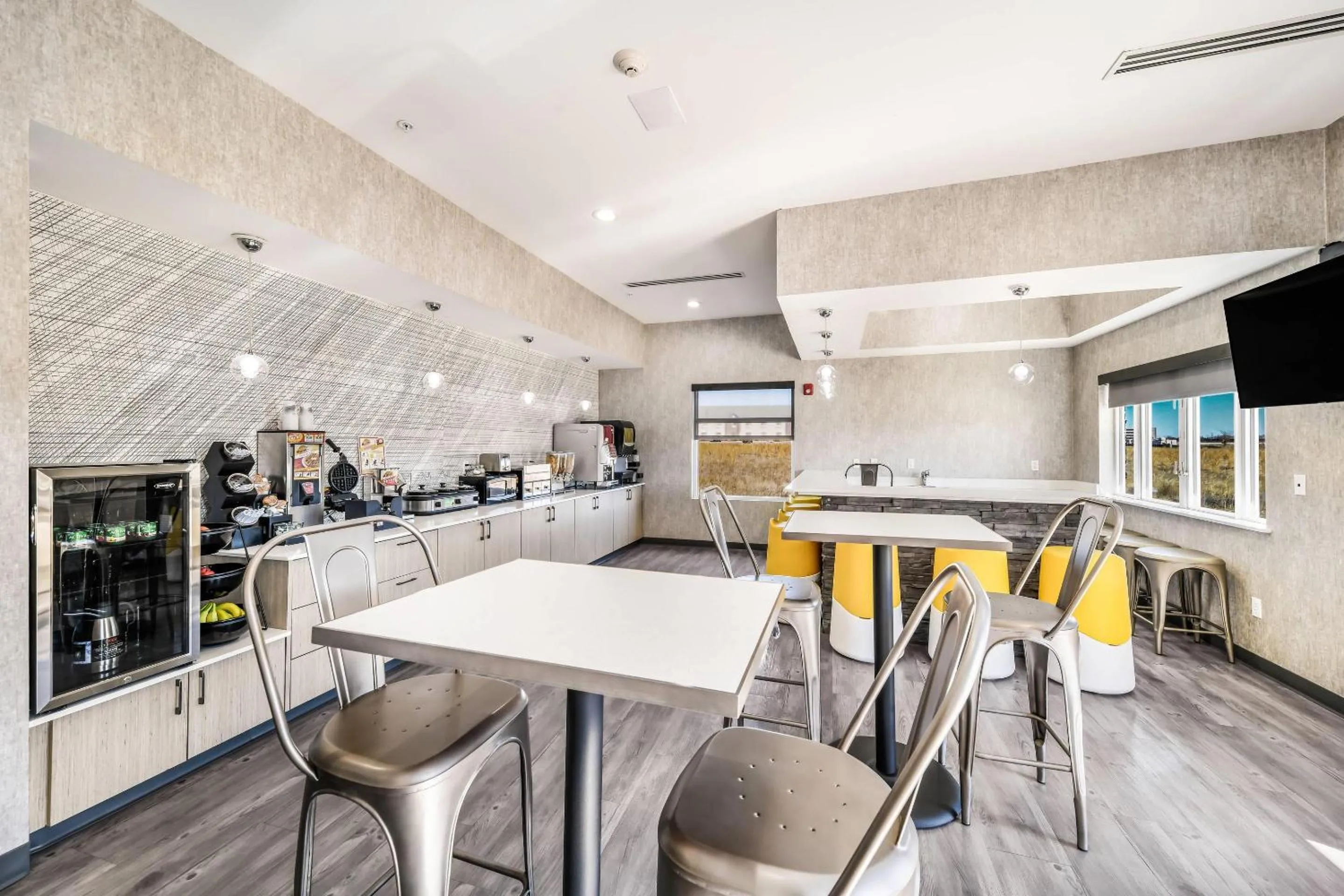 Breakfast in Hy-Lo Hotel, an Ascend Collection Hotel