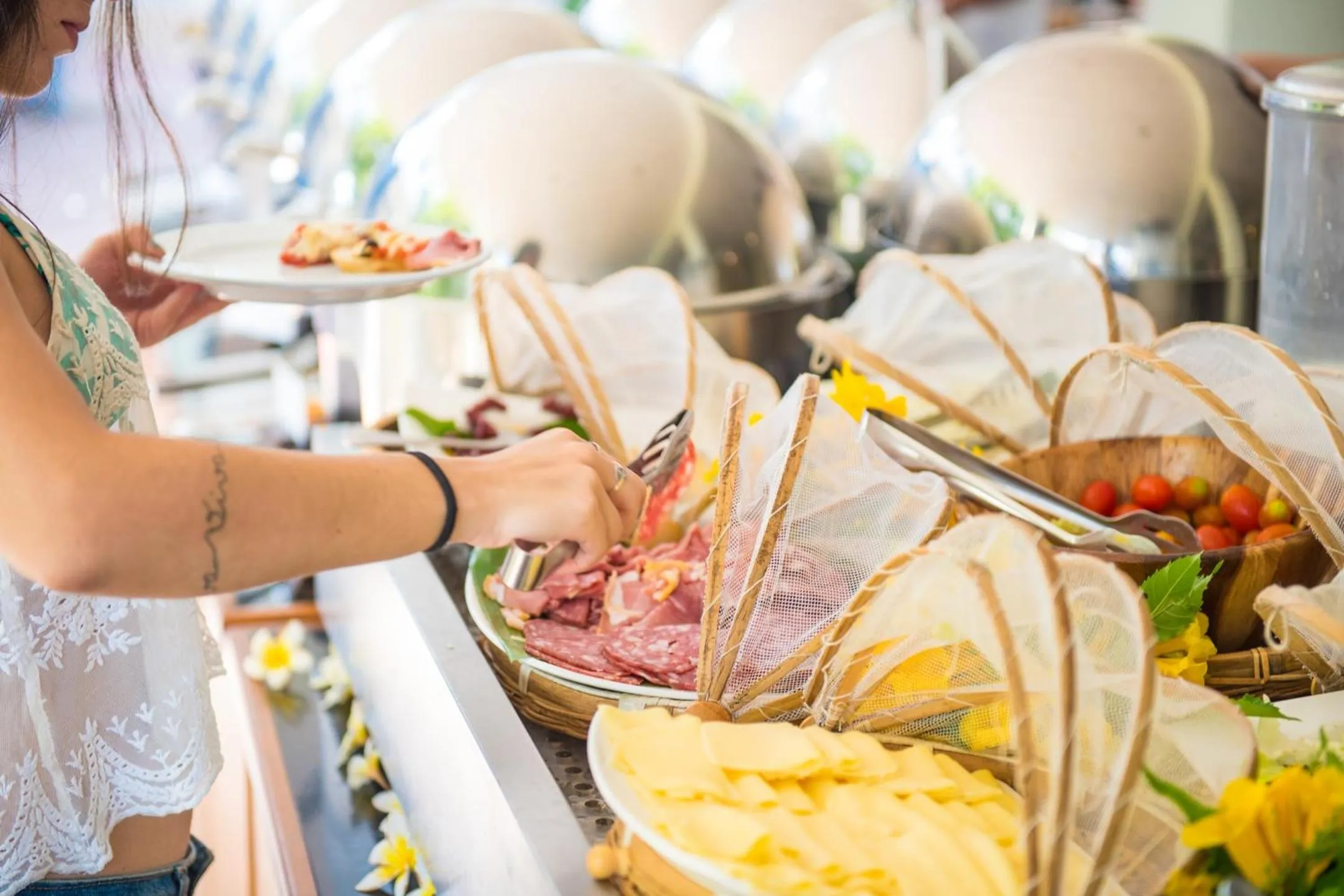 American breakfast in PP Charlie Beach Resort