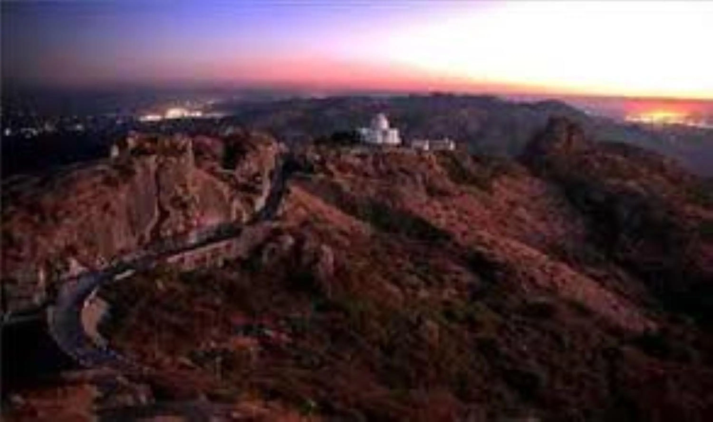 Natural landscape in The Leef Inn 500ms from Nakki Lake