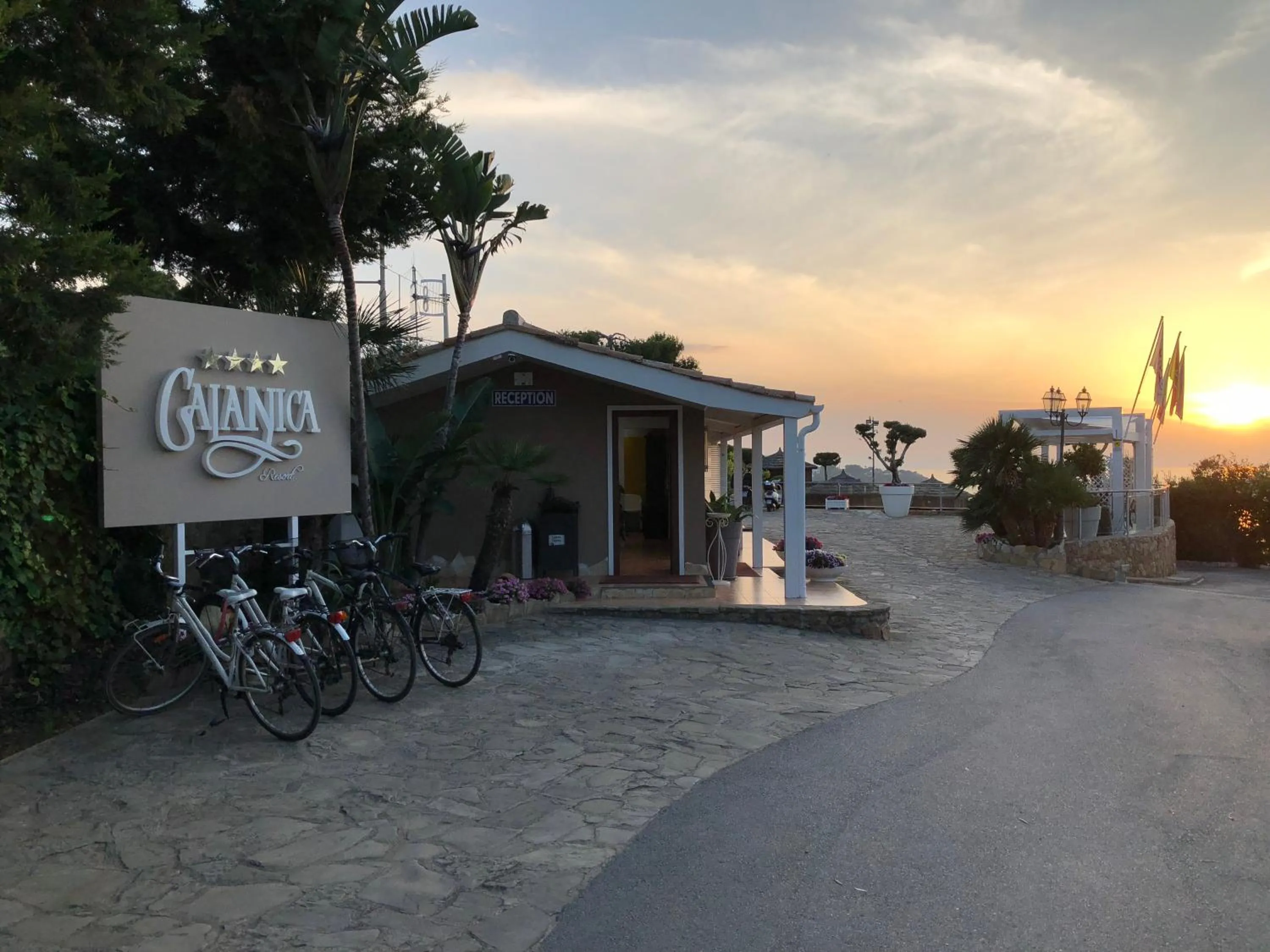 Lobby or reception in Calanica Resort