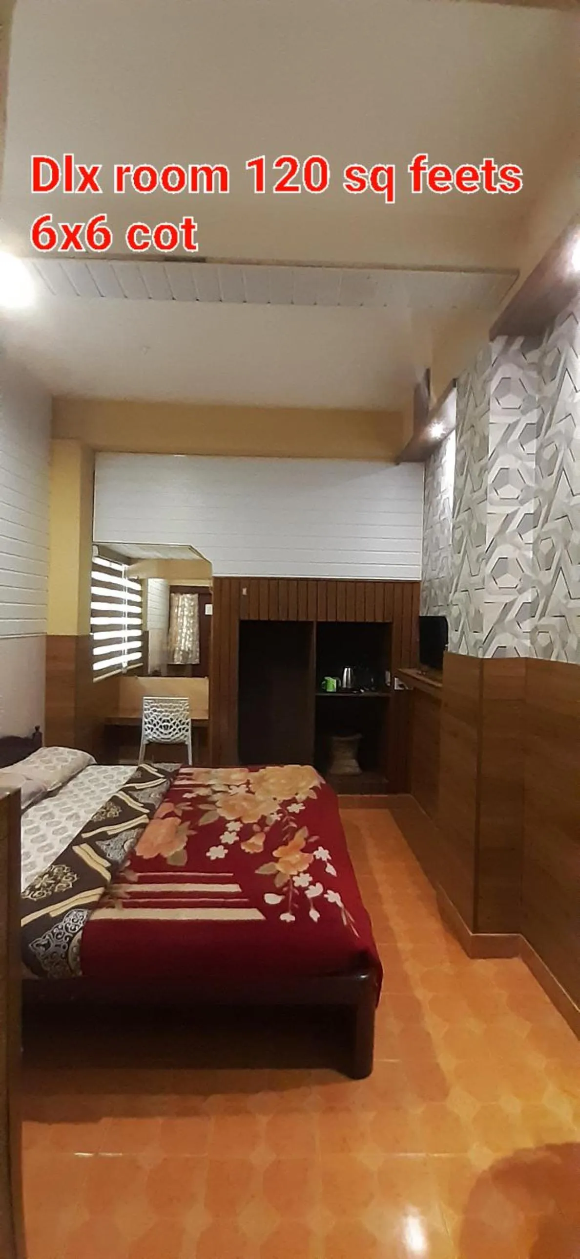 Bed in Greenview holiday inn