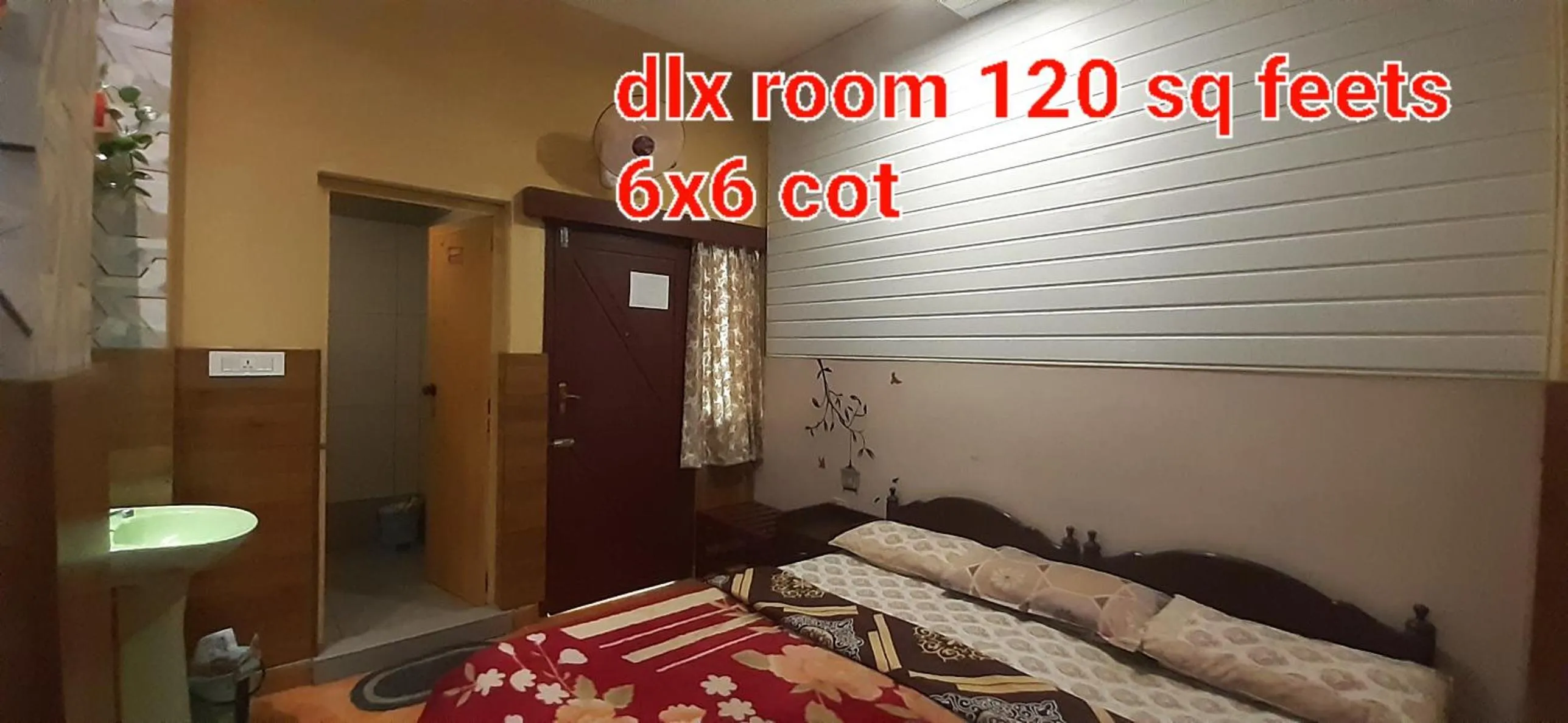 Bed in Greenview holiday inn