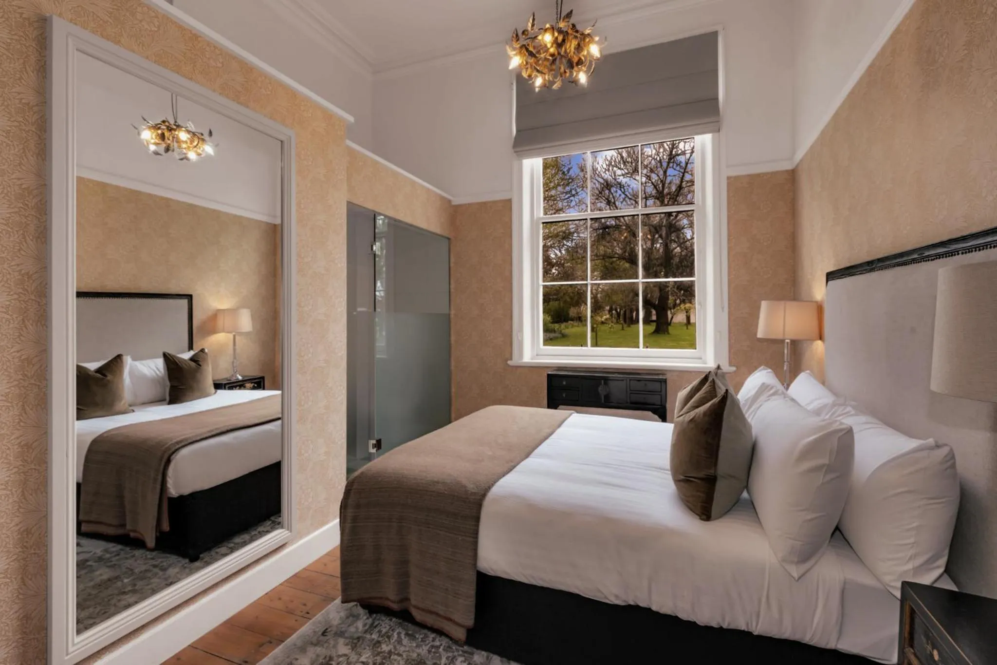 Bedroom, Bed in Quamby Estate - 20 Minutes from Launceston