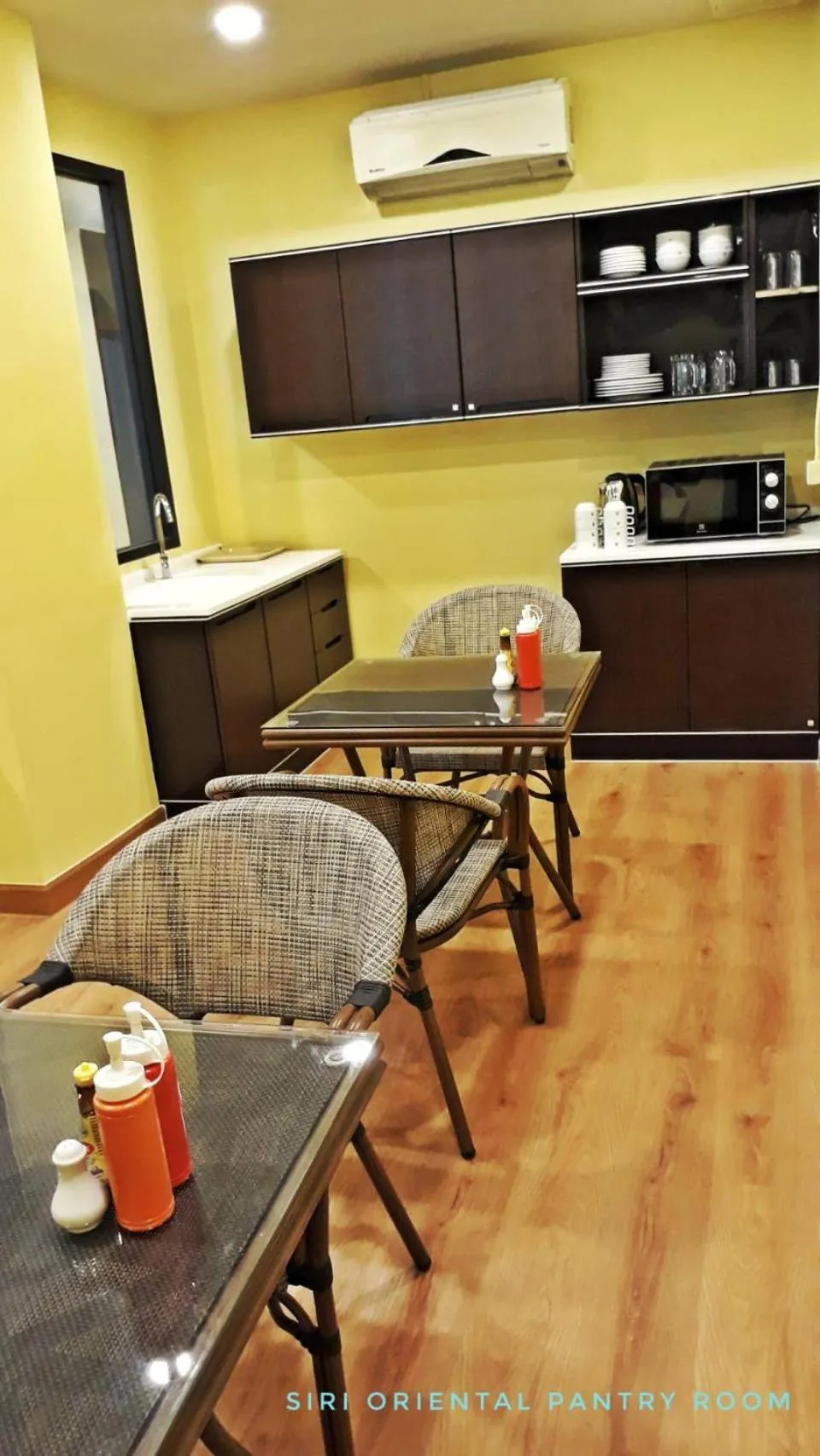 Dining area in Siri Oriental Bangkok Hotel