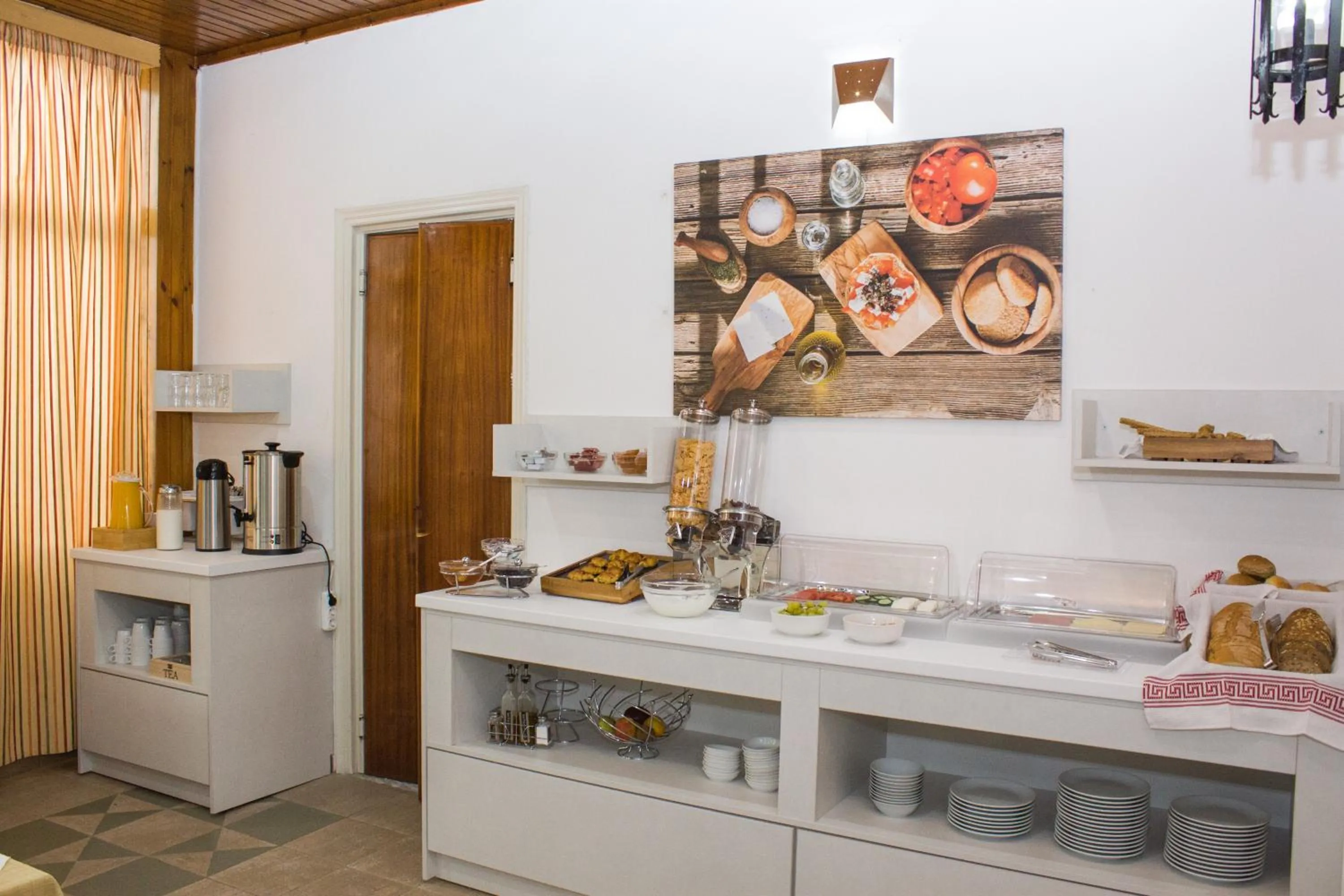 Buffet breakfast in Zorbas Hotel