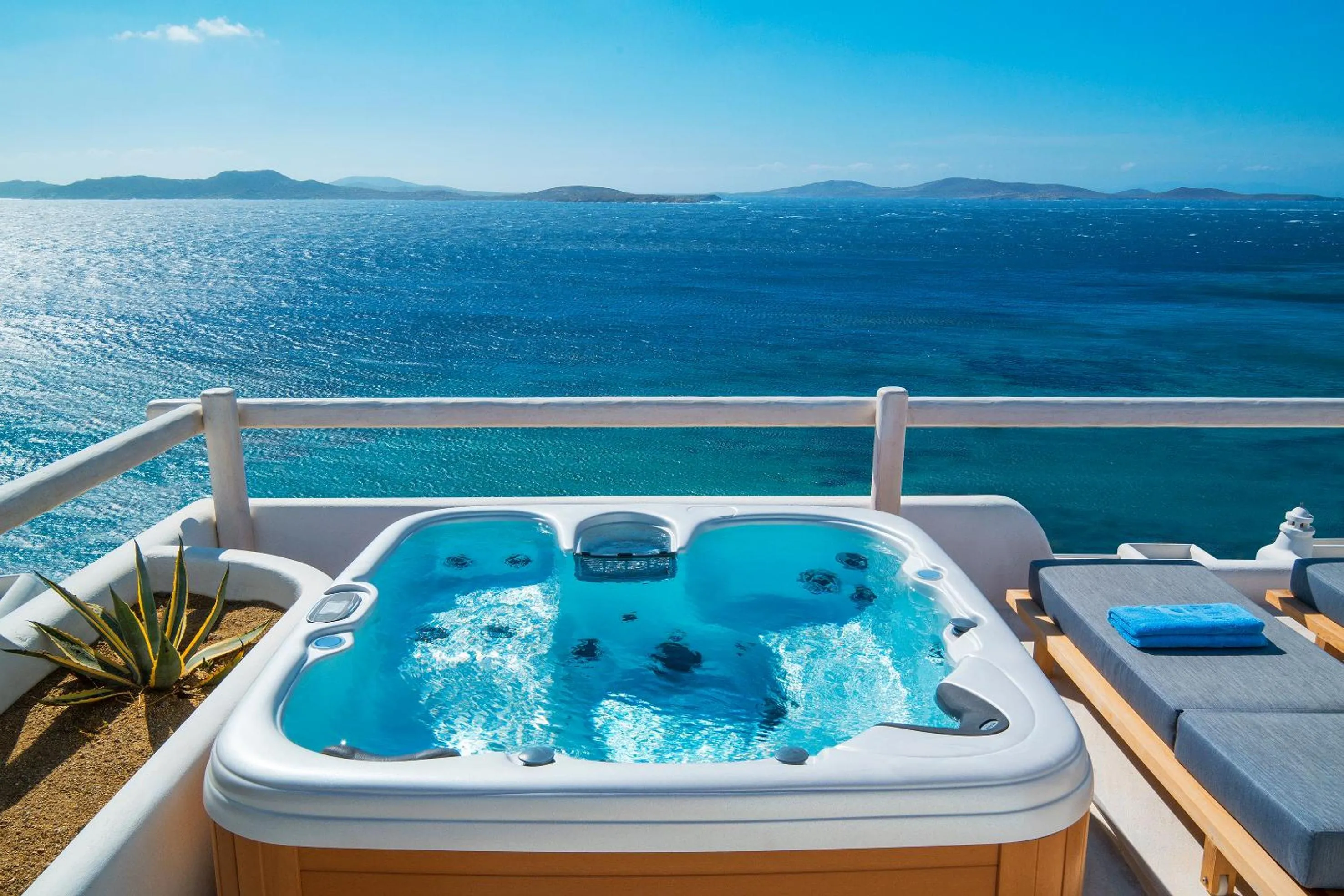 Hot Tub in Mykonos Grand Hotel & Resort