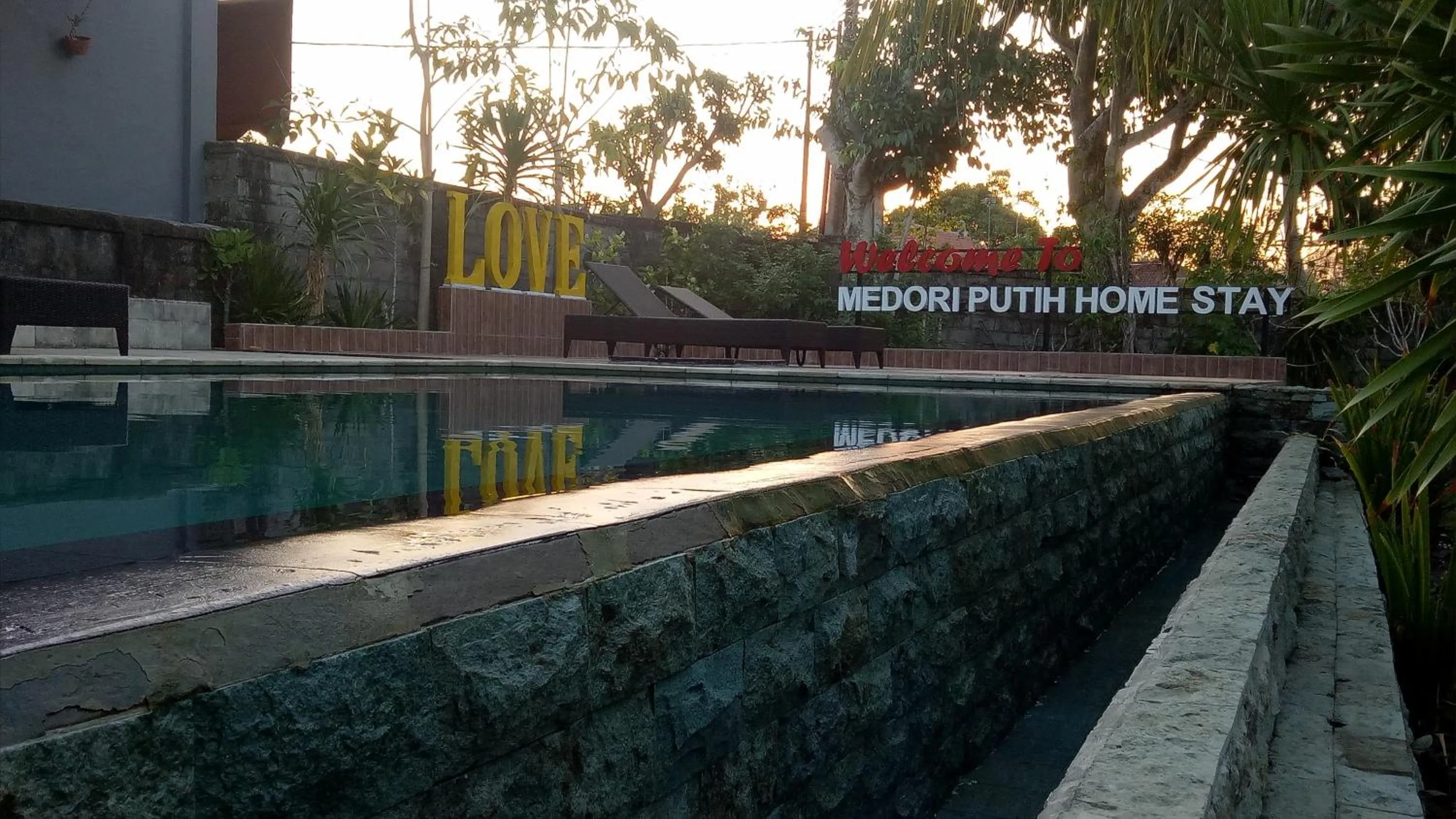 Medori Putih Homestay