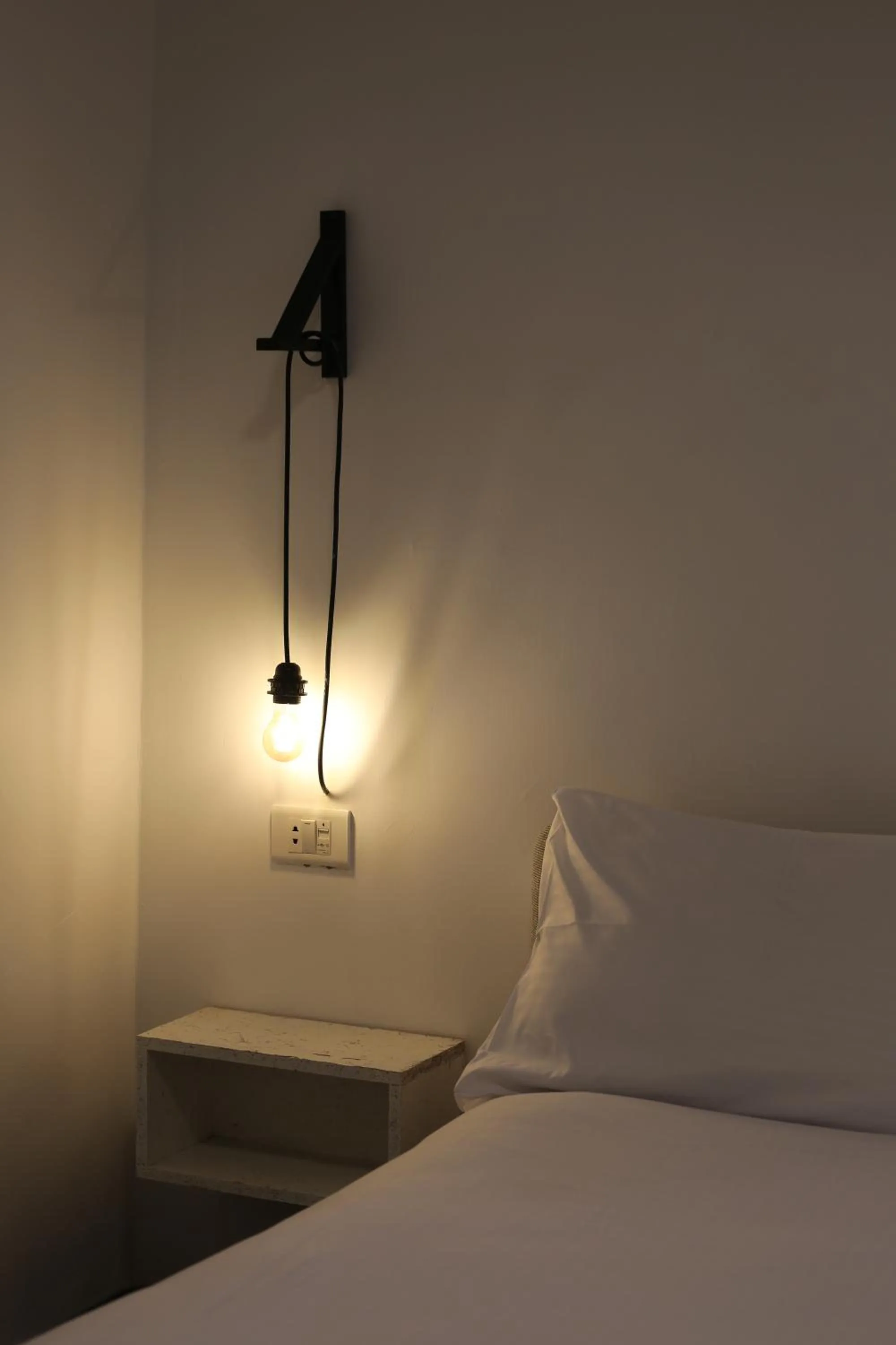 Bedroom, Bed in Nomads Hotel