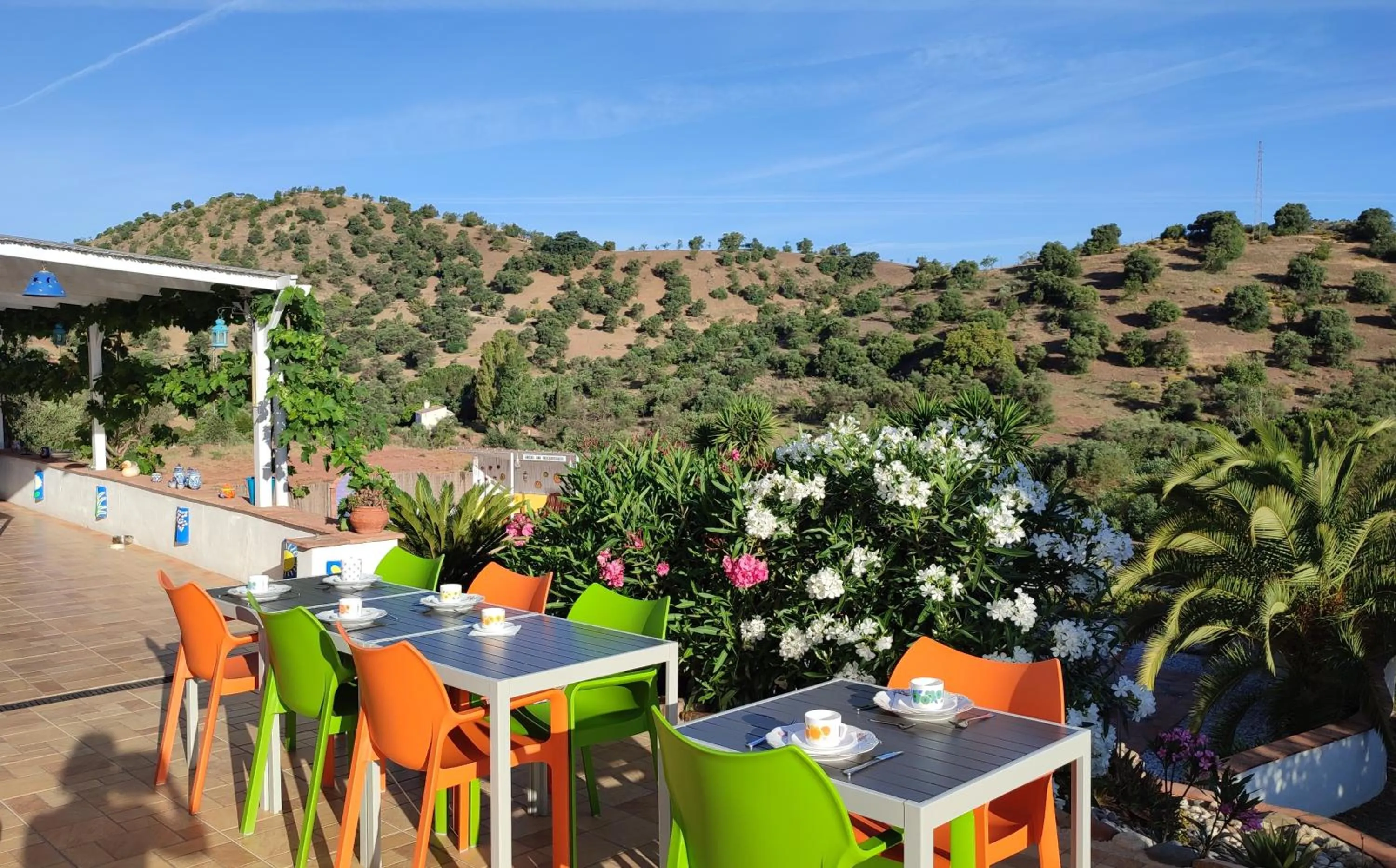 Restaurant/places to eat in B&B Casa El Corasueño