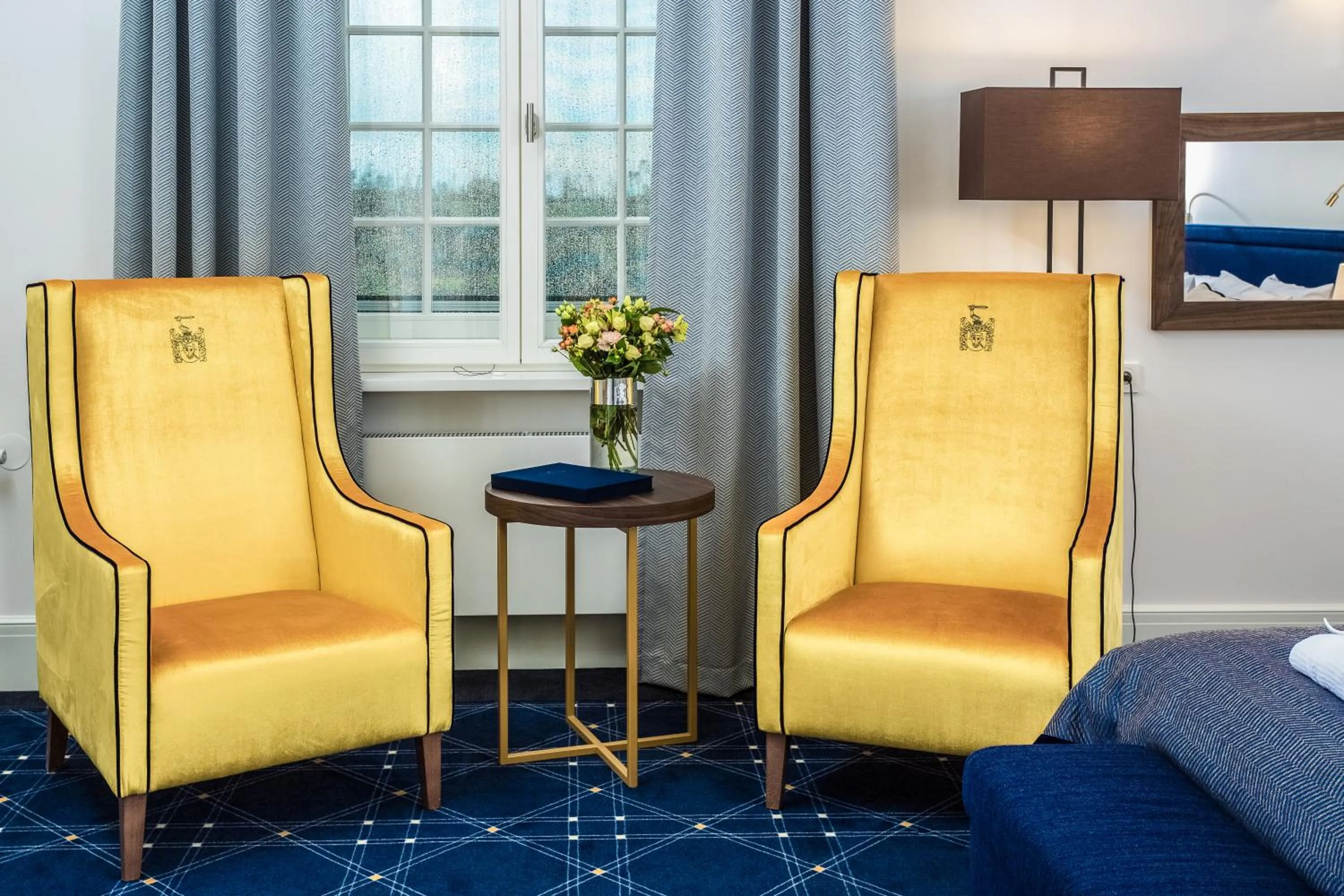 Seating area in Pałac Komierowo