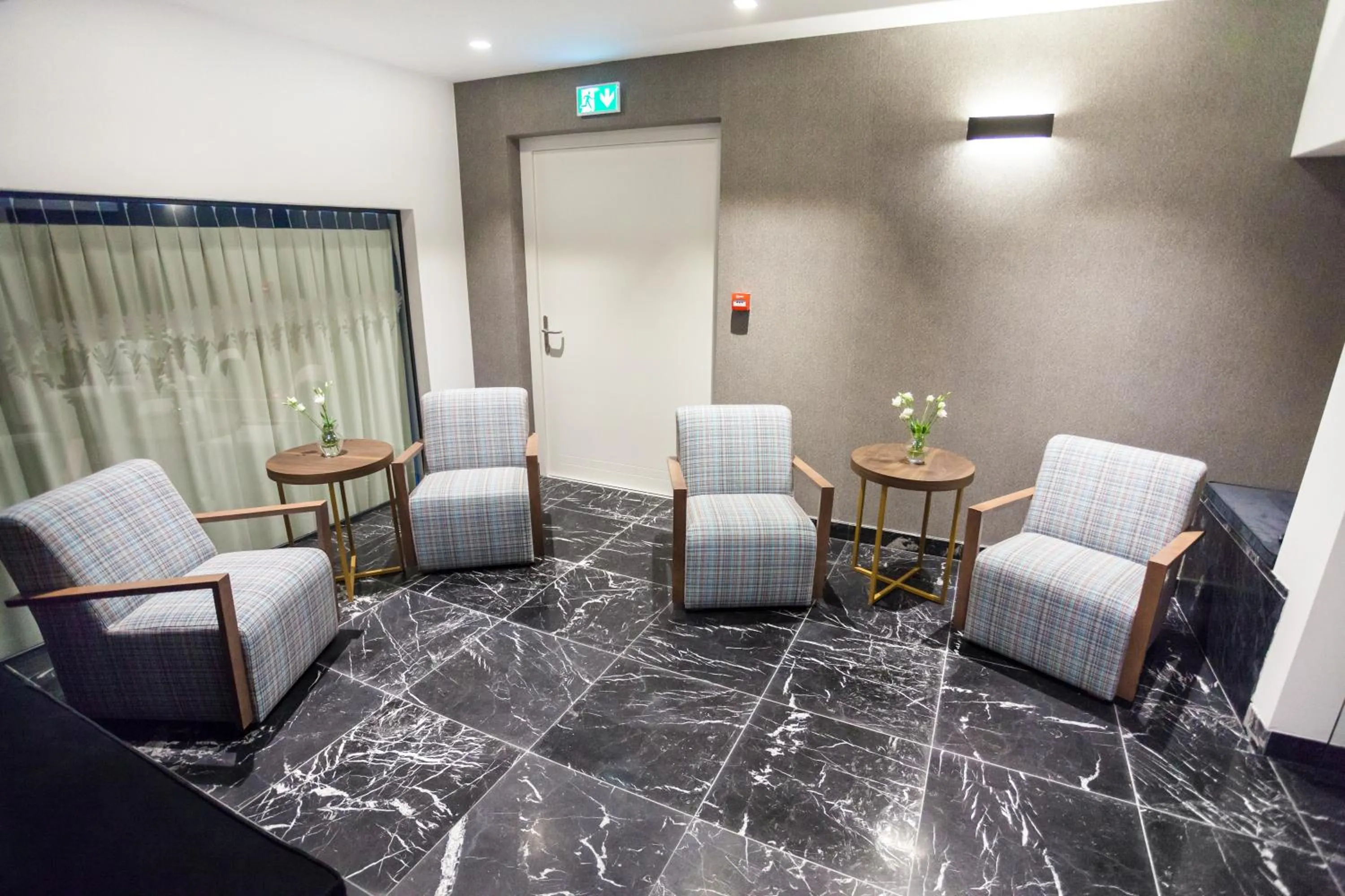 Seating area in Pałac Komierowo