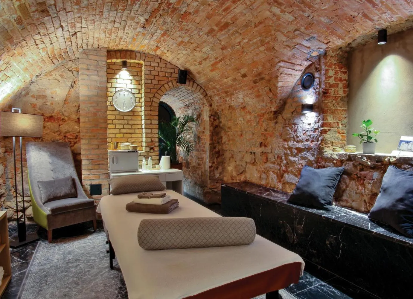 Spa and wellness centre/facilities in Pałac Komierowo