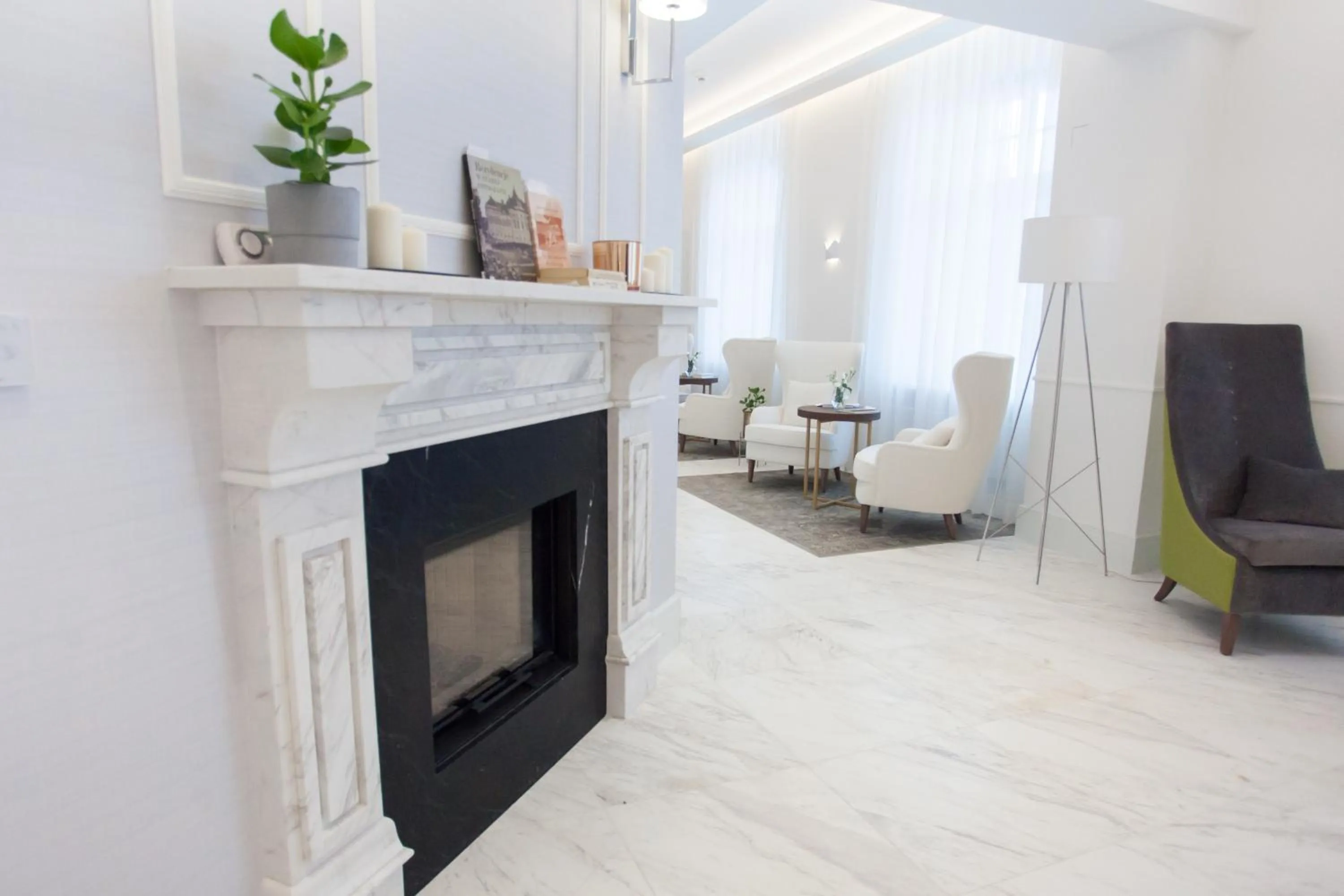 Seating area in Pałac Komierowo