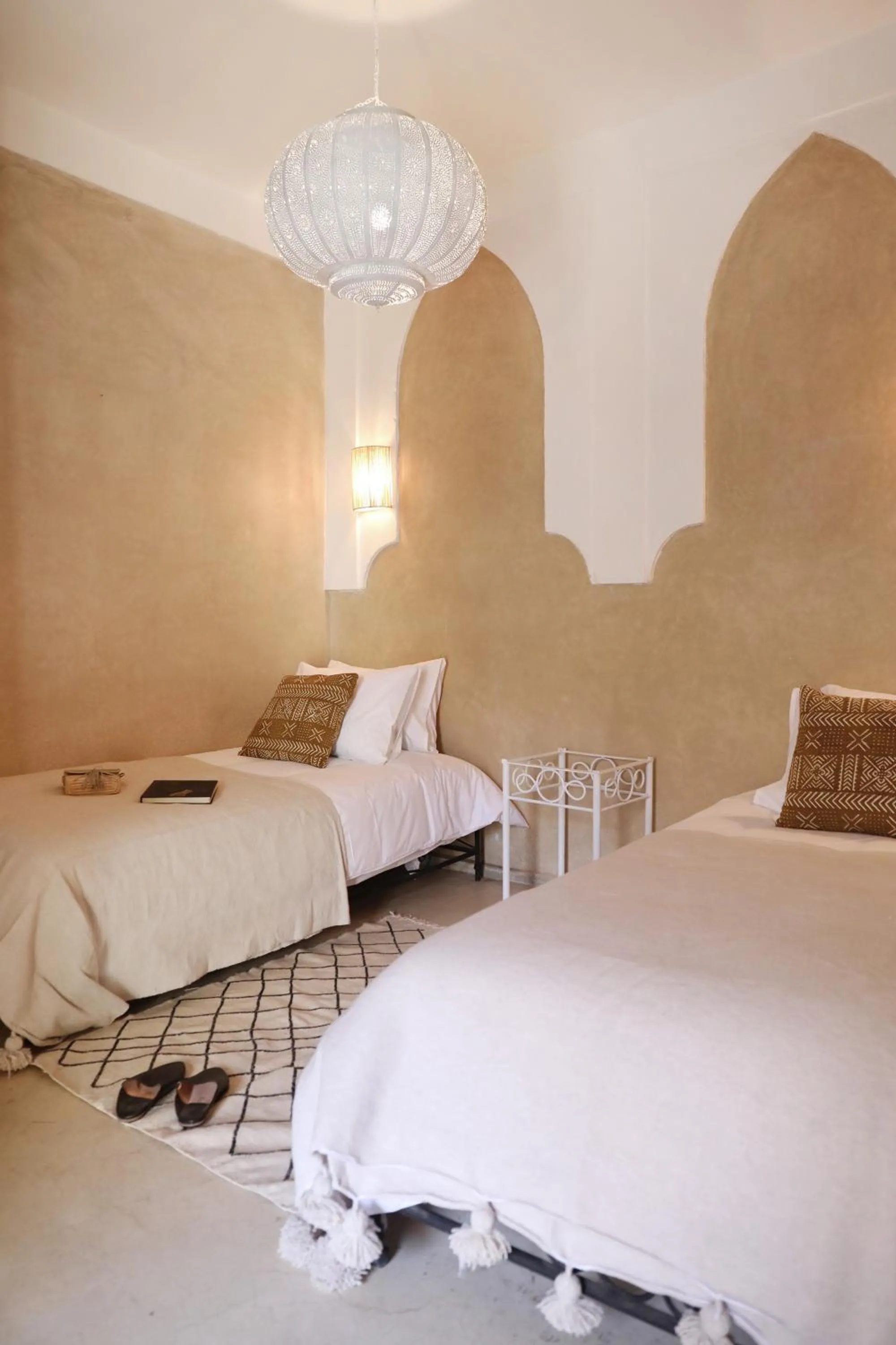 Bed in Riad l'Oiseau du Paradis