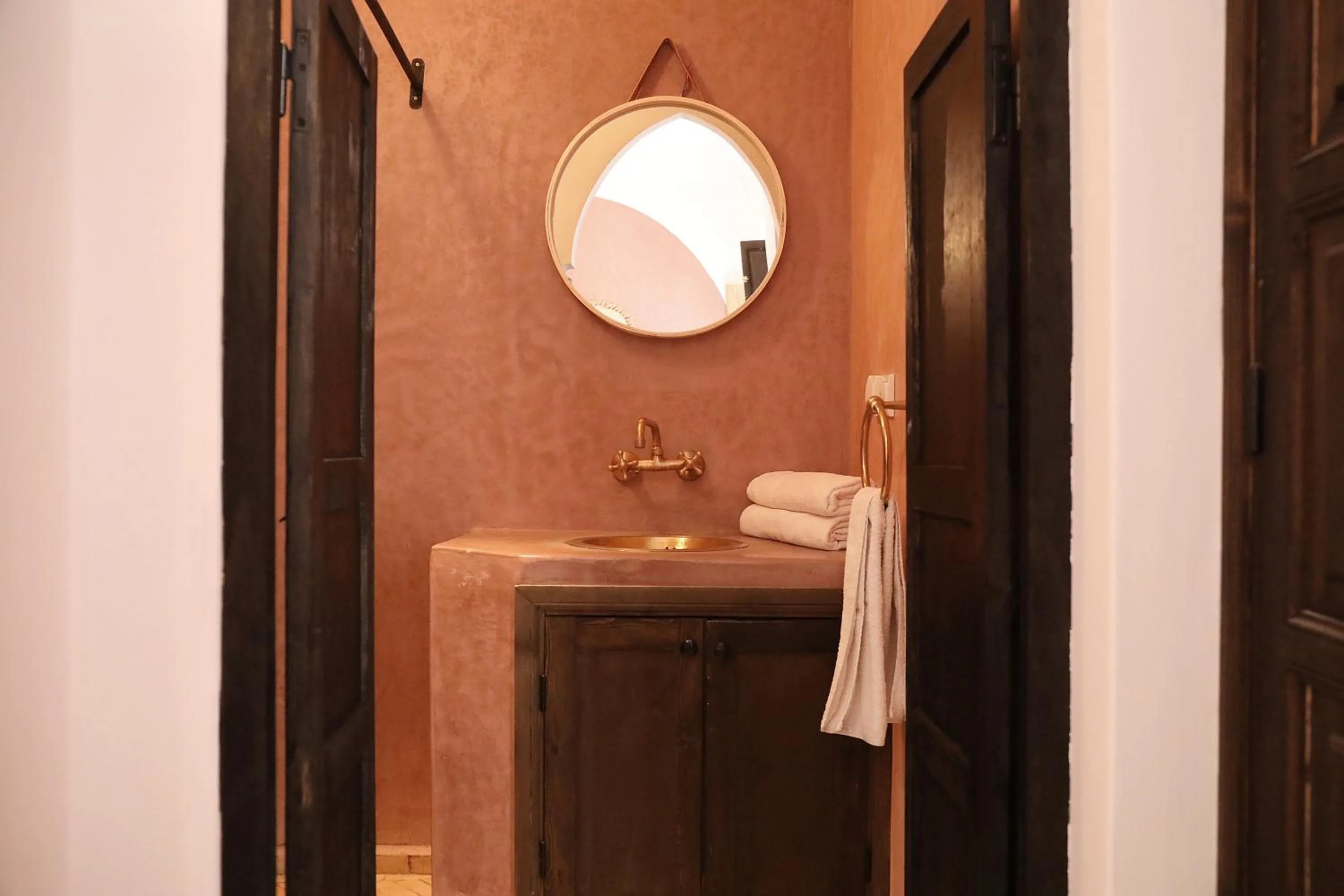 Bathroom in Riad l'Oiseau du Paradis