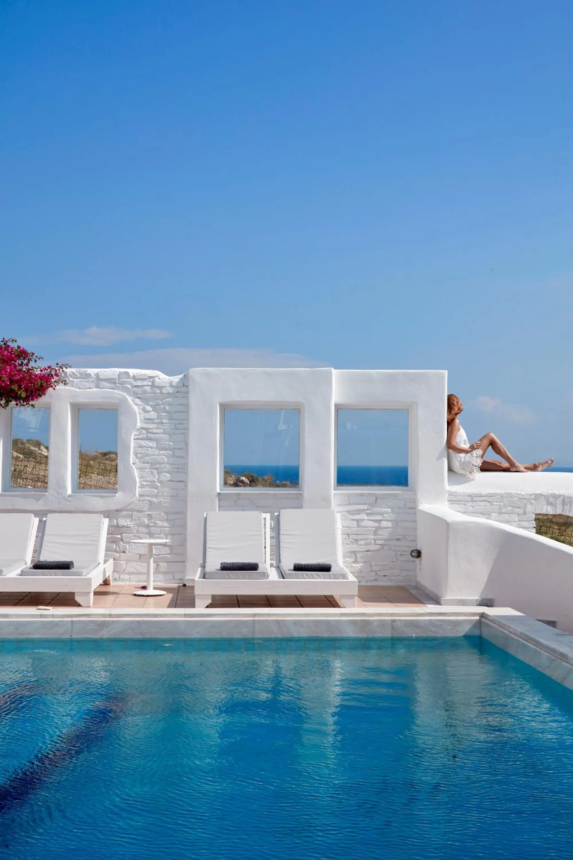 Swimming pool in Mr and Mrs White Paros