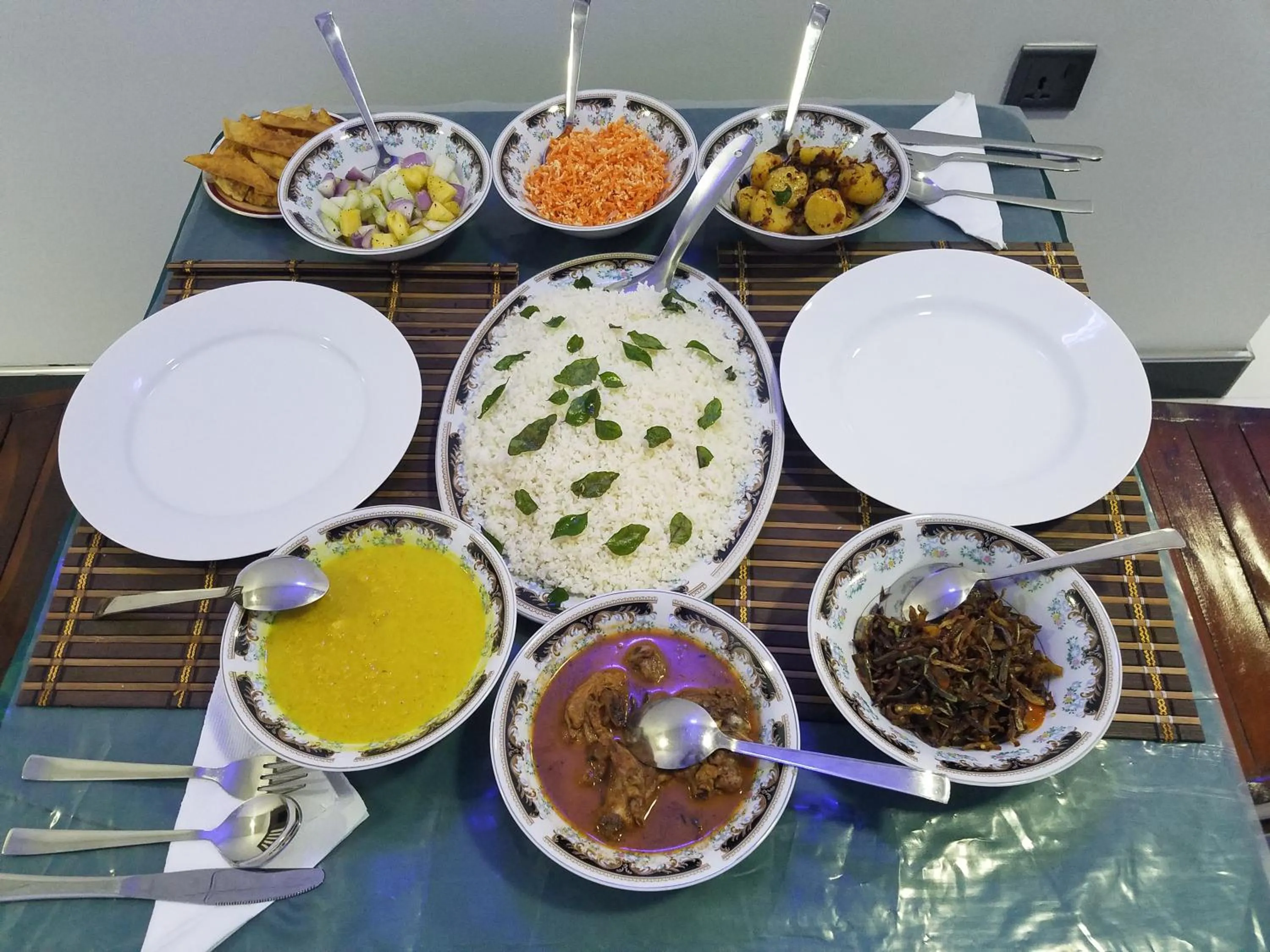 Food and drinks in Yashumi Homestay