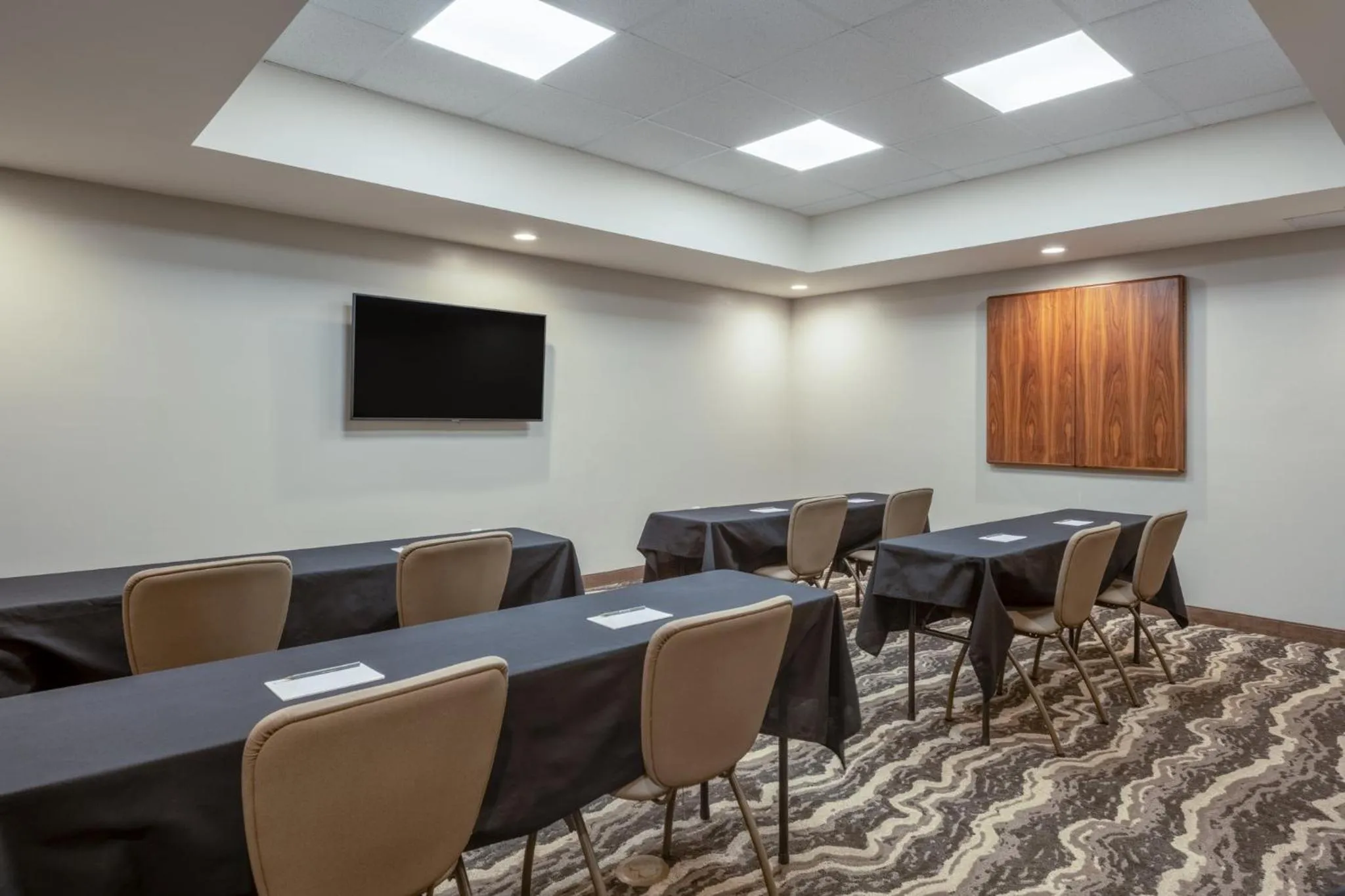 Meeting/conference room in Staybridge Suites - Gilbert - East Mesa by IHG