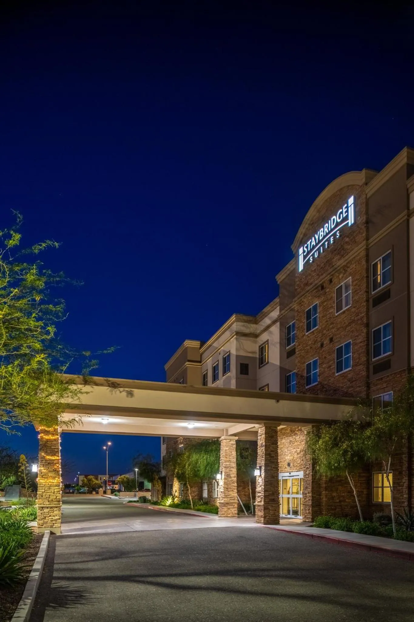 Property building in Staybridge Suites - Gilbert - East Mesa by IHG