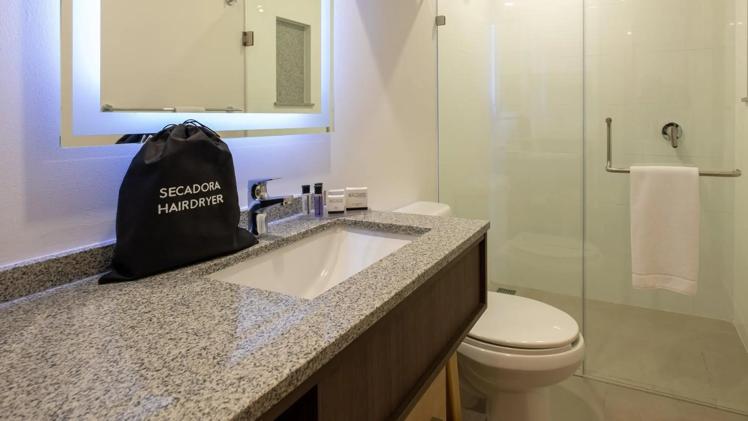 One-Bedroom Suite with Two Queen Beds in Staybridge Suites - Villahermosa Tabasco by IHG One-Bedroom Suite with Two Queen Beds in Staybridge Suites - Villahermosa Tabasco by IHG