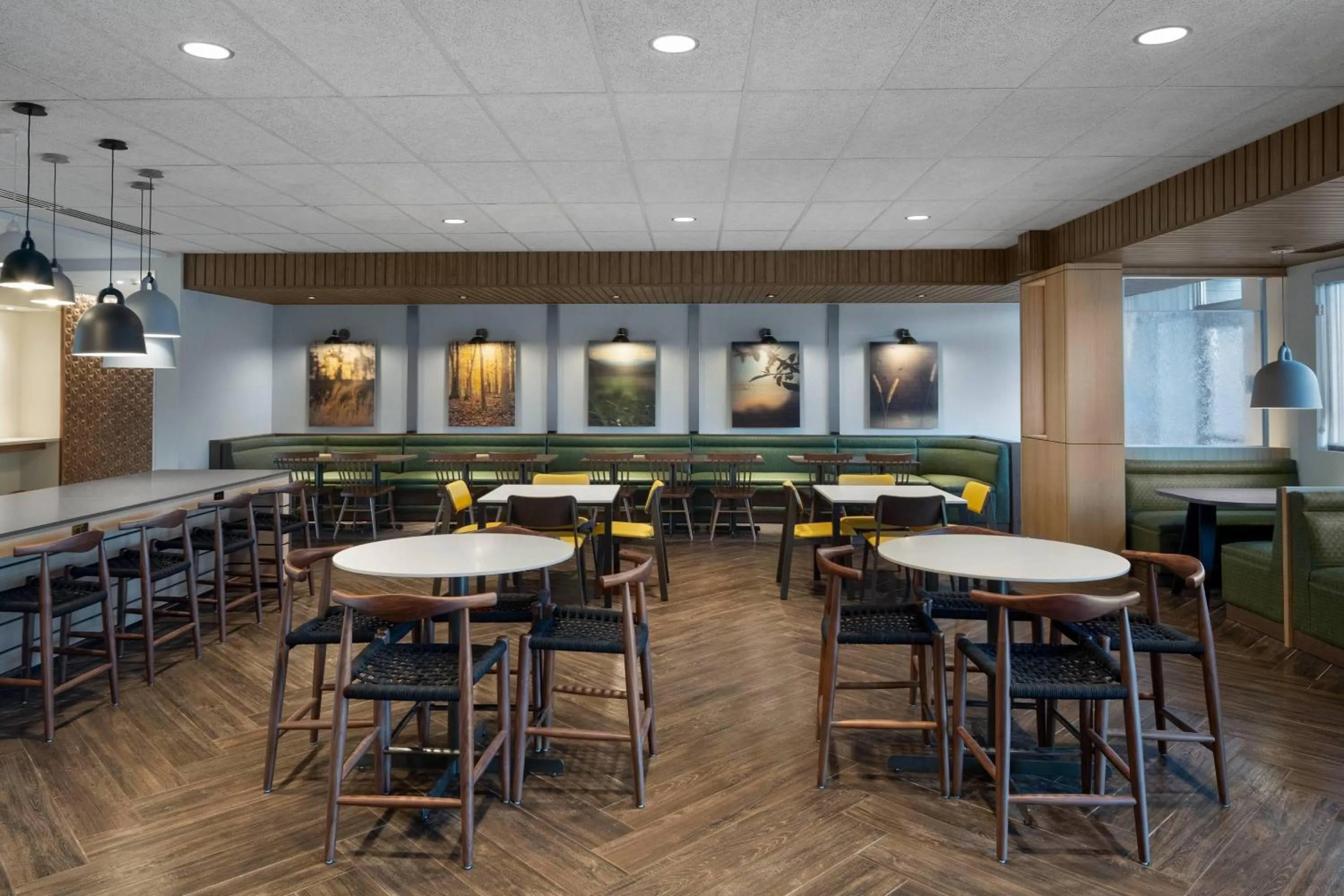 Restaurant/places to eat in Fairfield Inn & Suites by Marriott Kenosha Pleasant Prairie