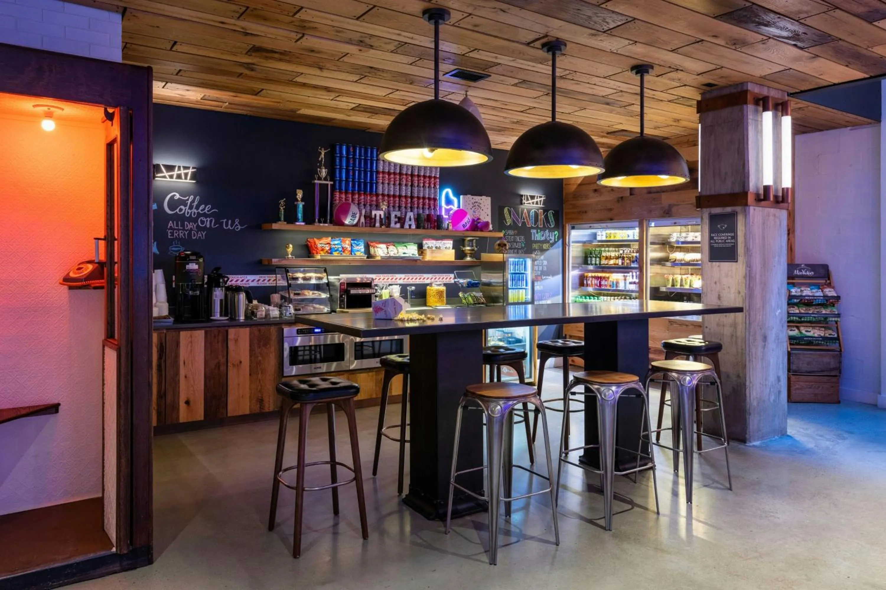 Restaurant/places to eat in Moxy Washington, DC Downtown