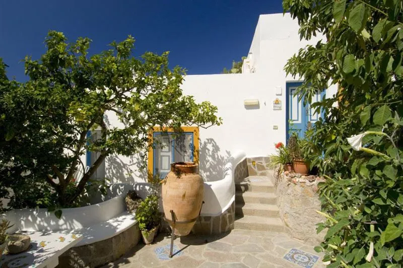 Facade/entrance in Hotel Girasole