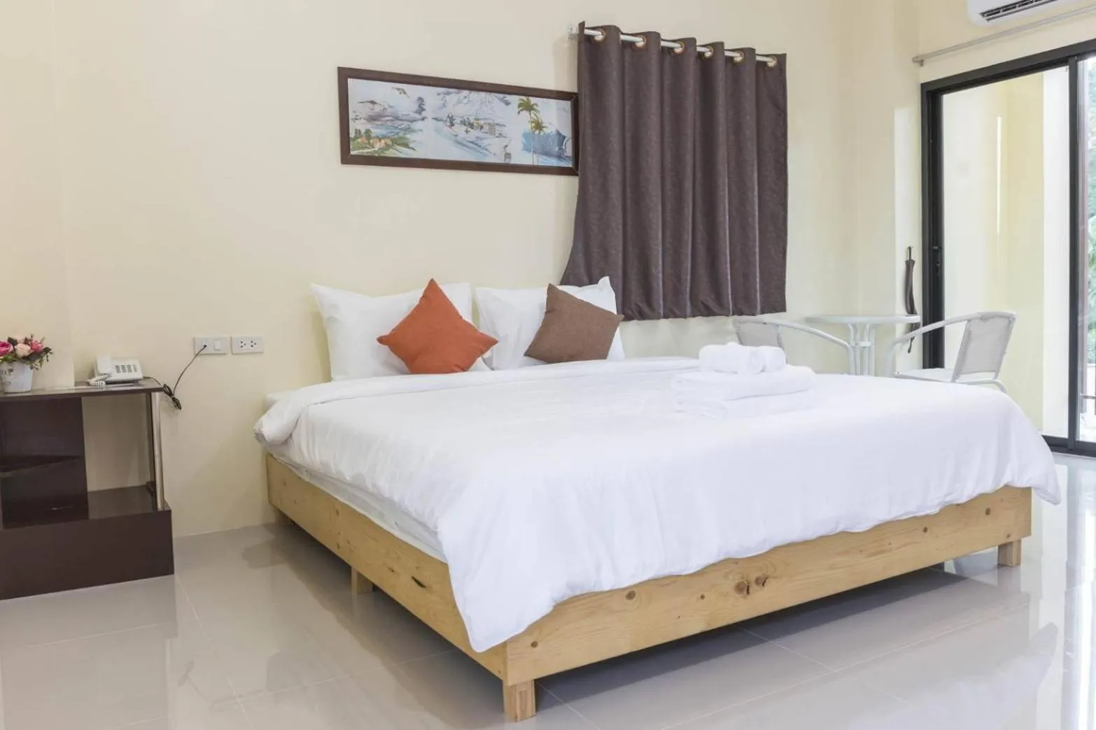 Bed in Yaibua Hotel