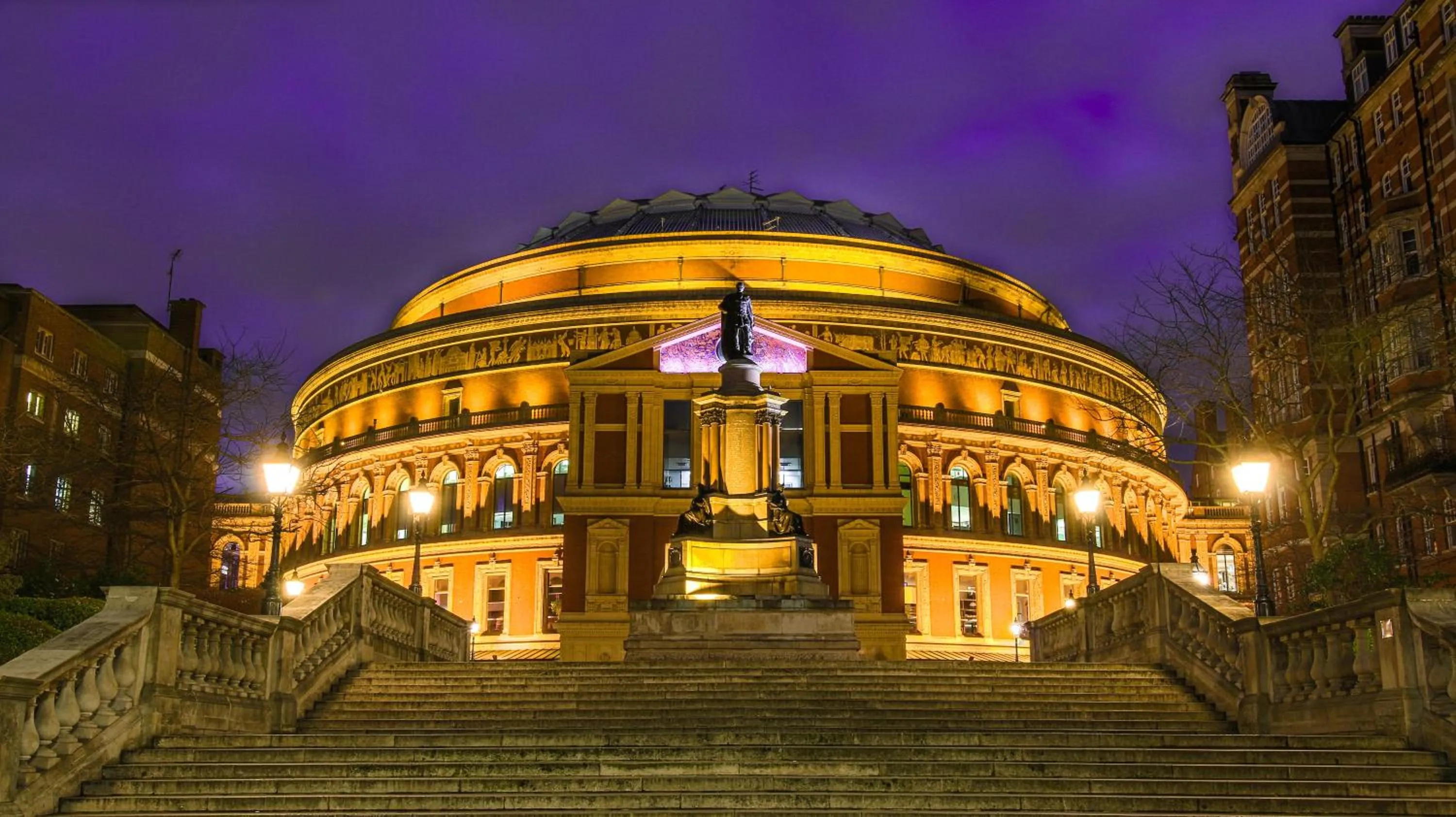 Text overlay in Nevern Place by Supercity Aparthotels