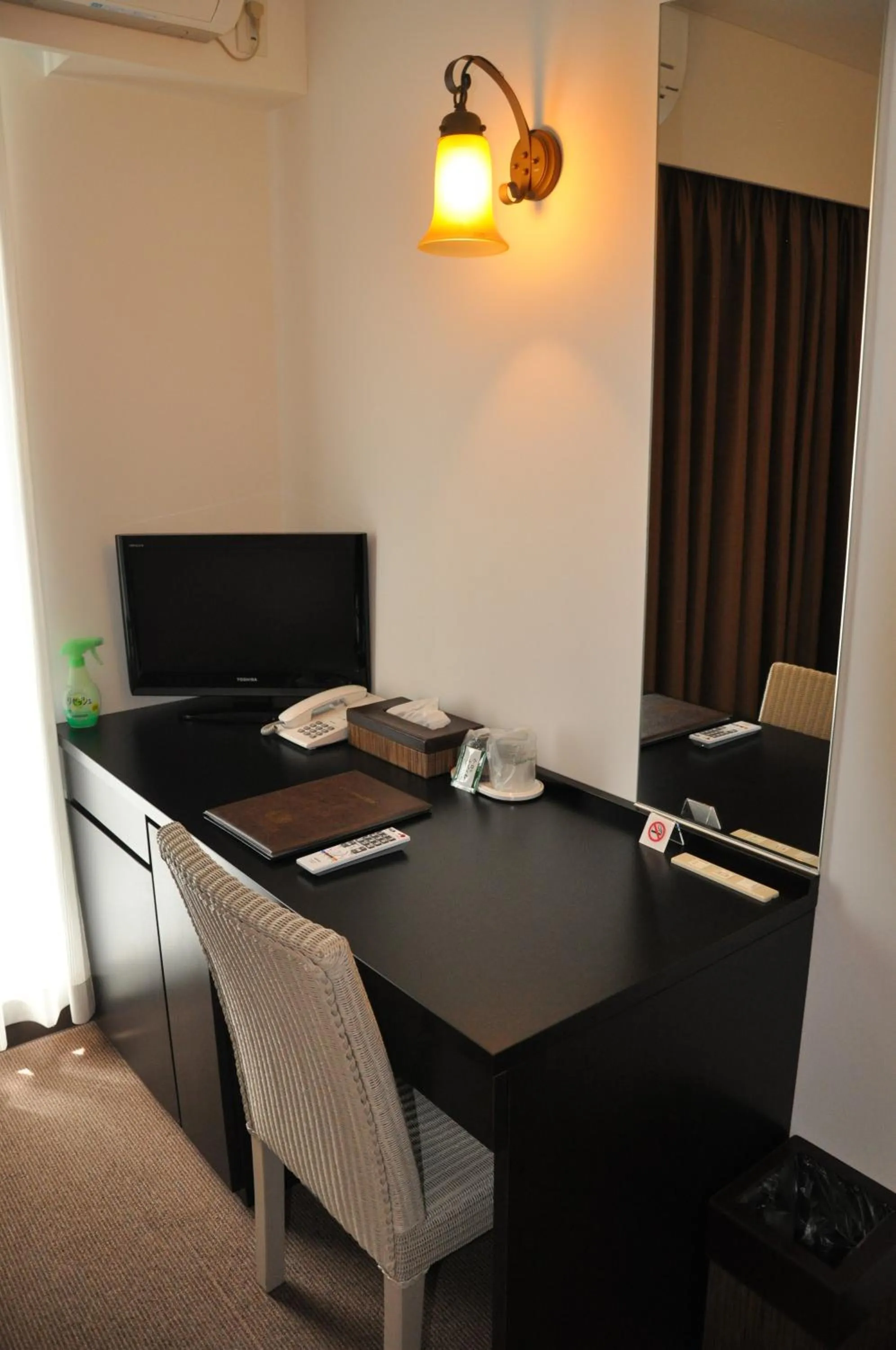 hair dresser in Hotel Noah