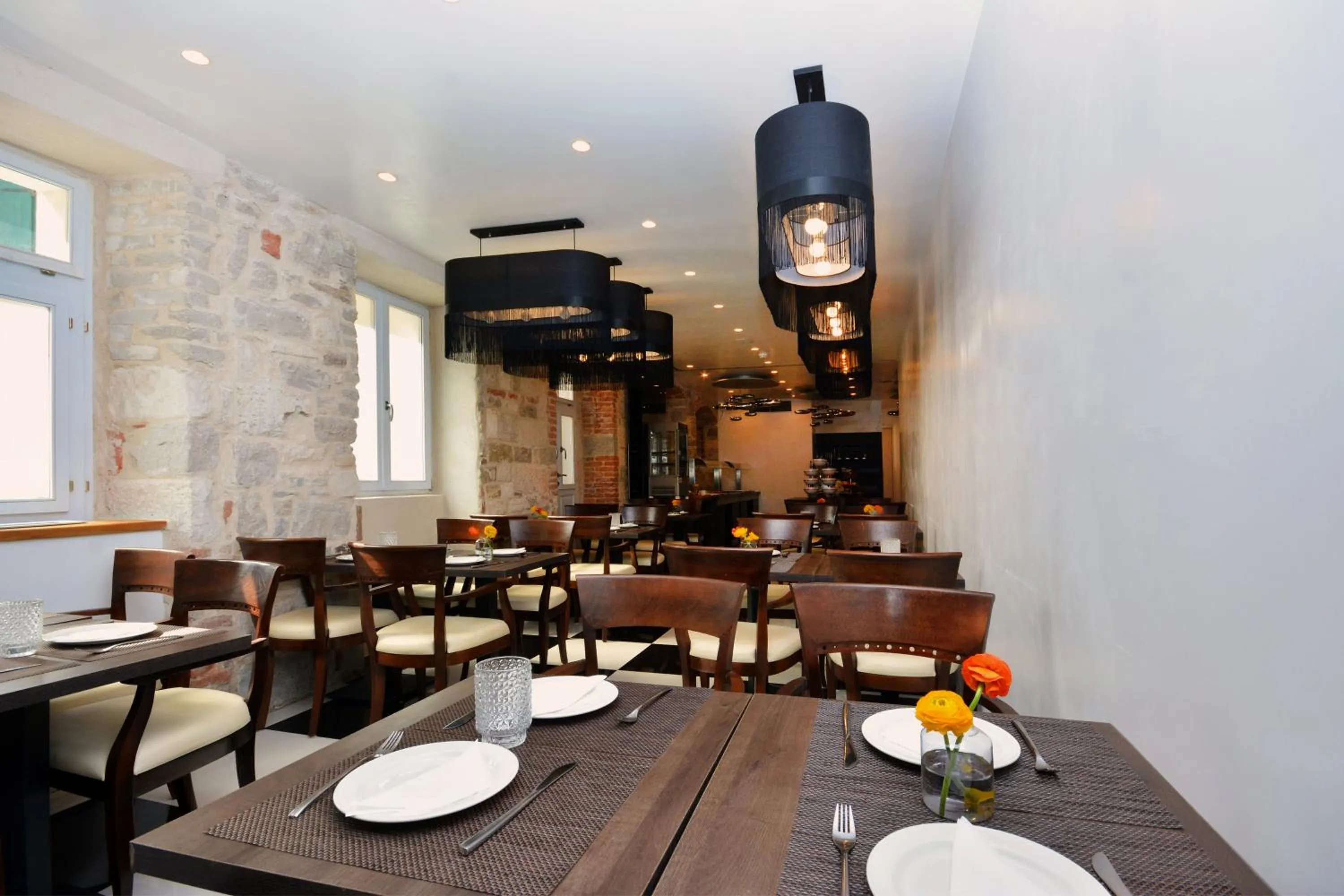 Restaurant/places to eat in Jupiter Heritage Hotel