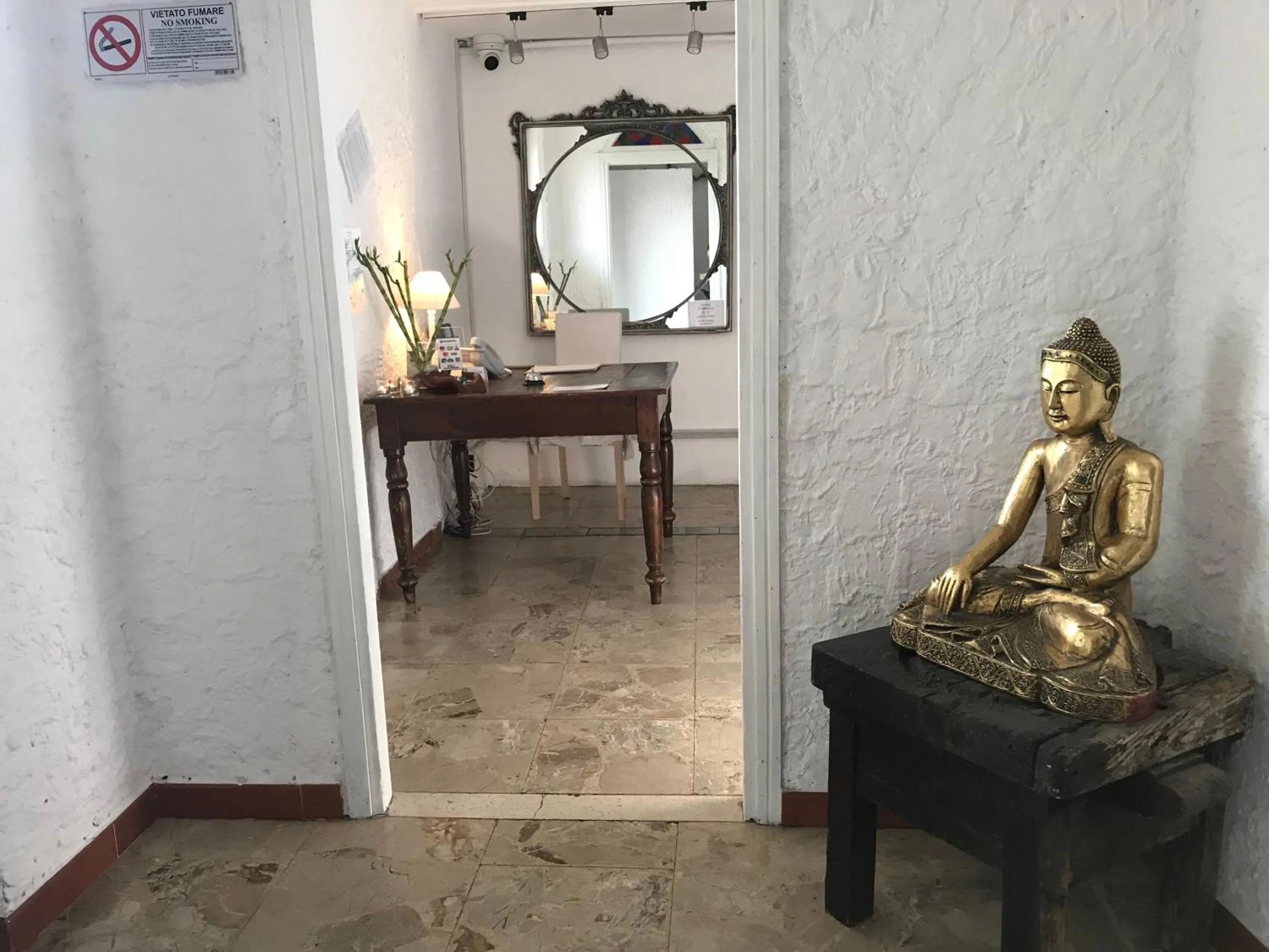 Decorative detail in Hotel Cambogia