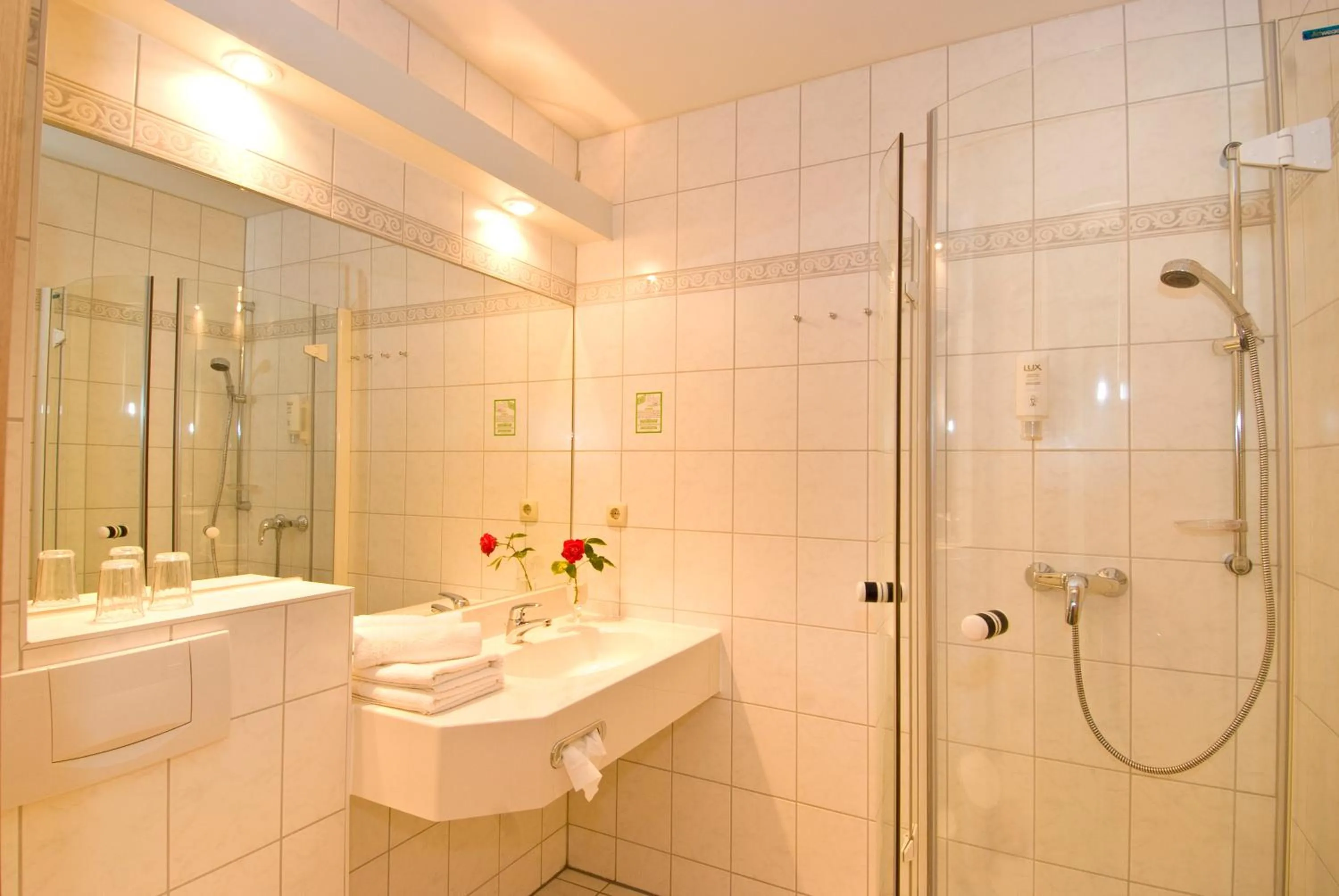 Bathroom in Pension Kühne