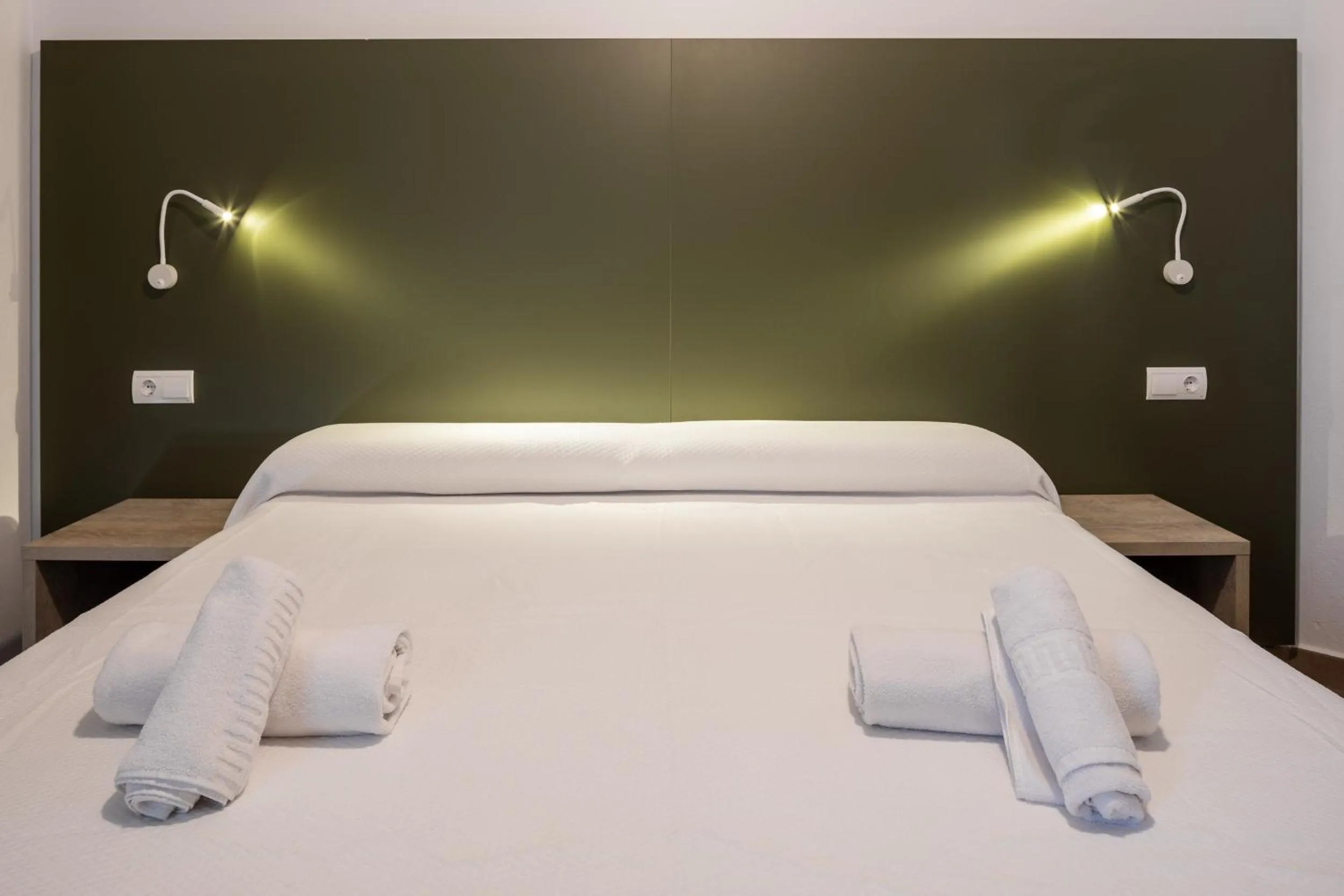 Bed in Hostal Alicante