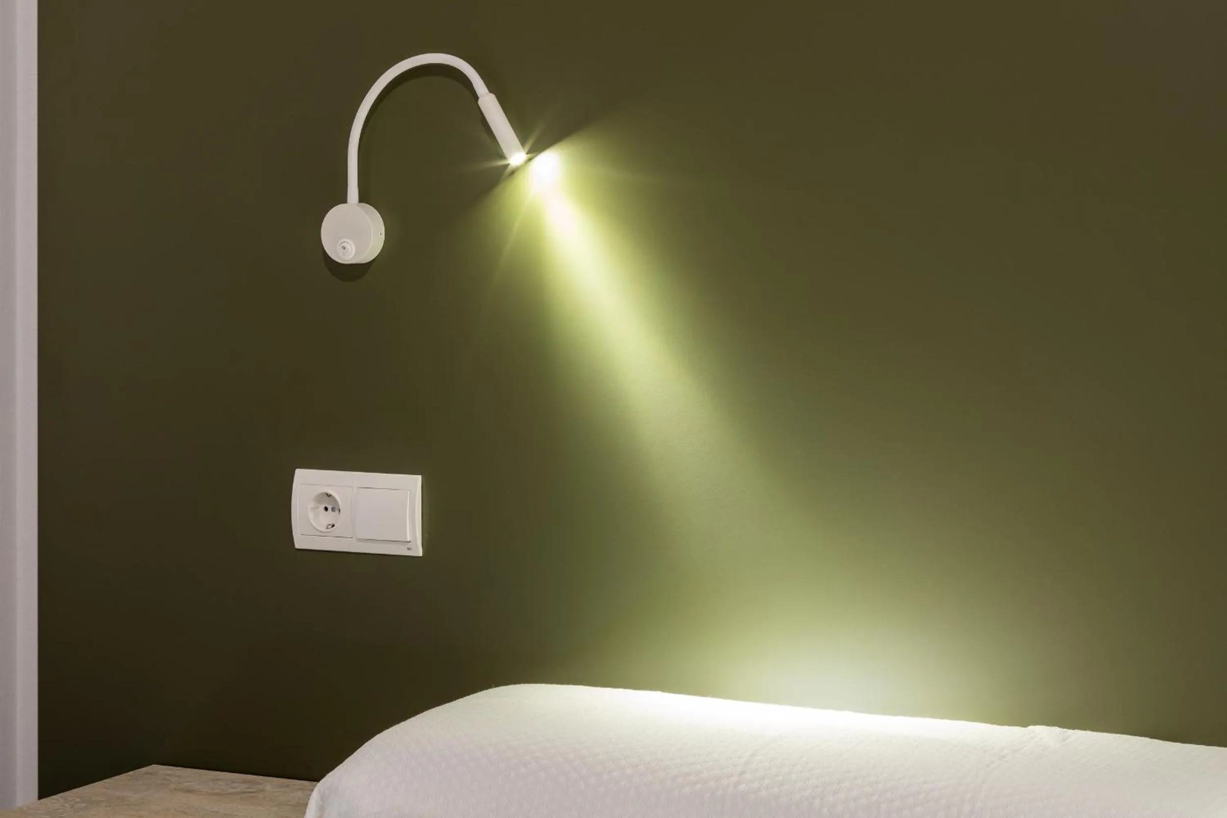 Bed in Hostal Alicante