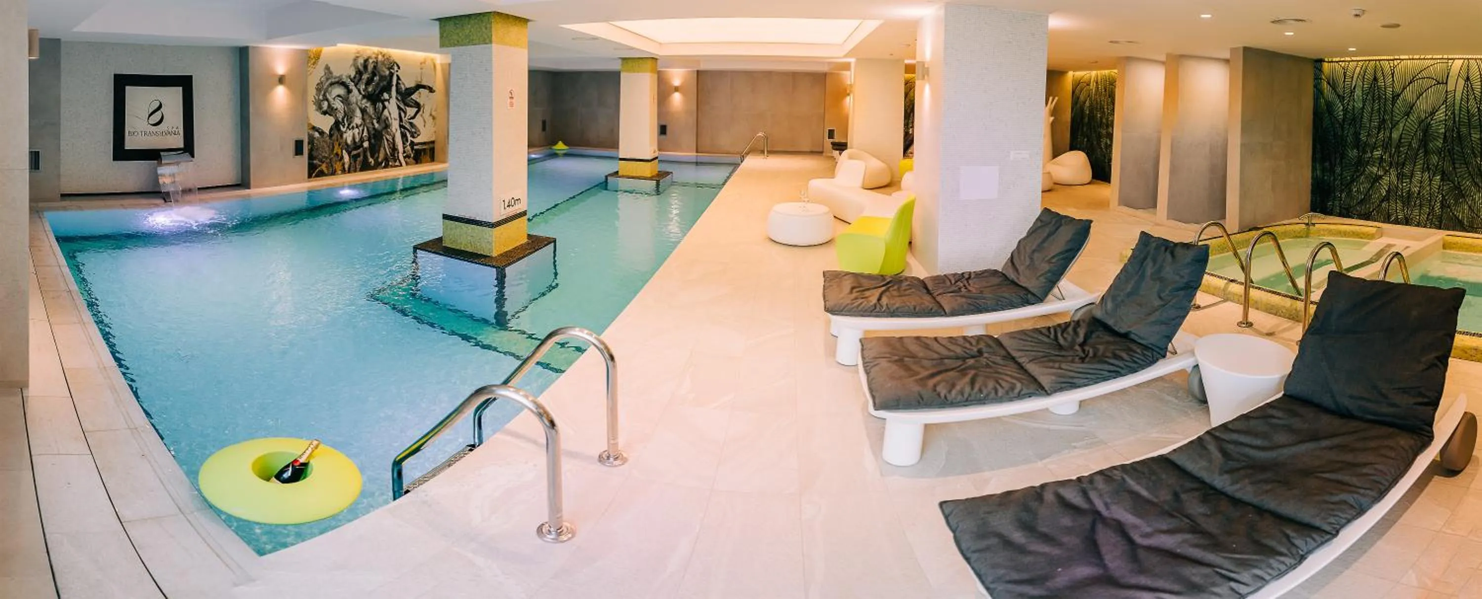 Hot Tub in Mandachi Hotel & SPA