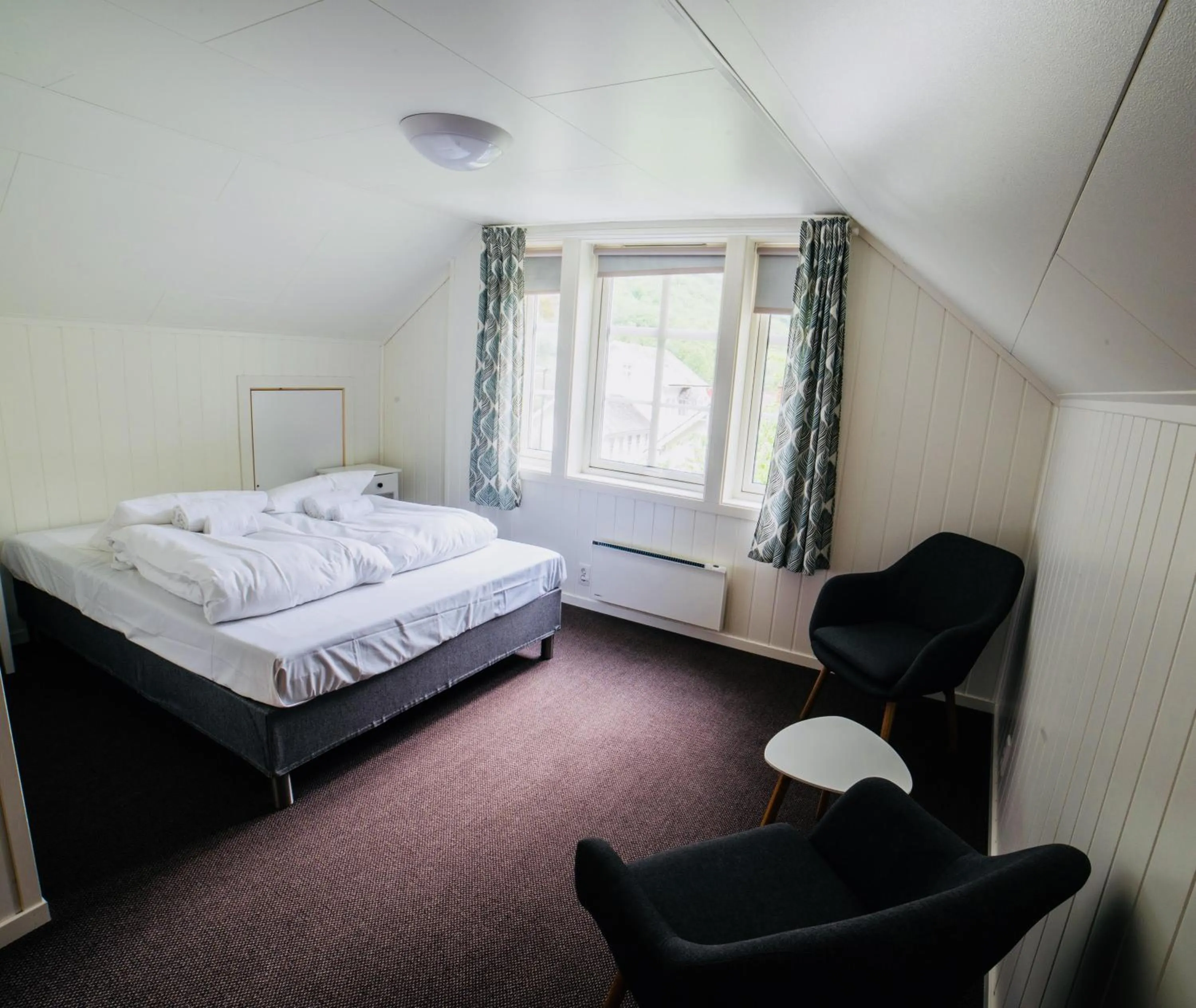 Photo of the whole room, Bed in Gudvangen Budget Hotel