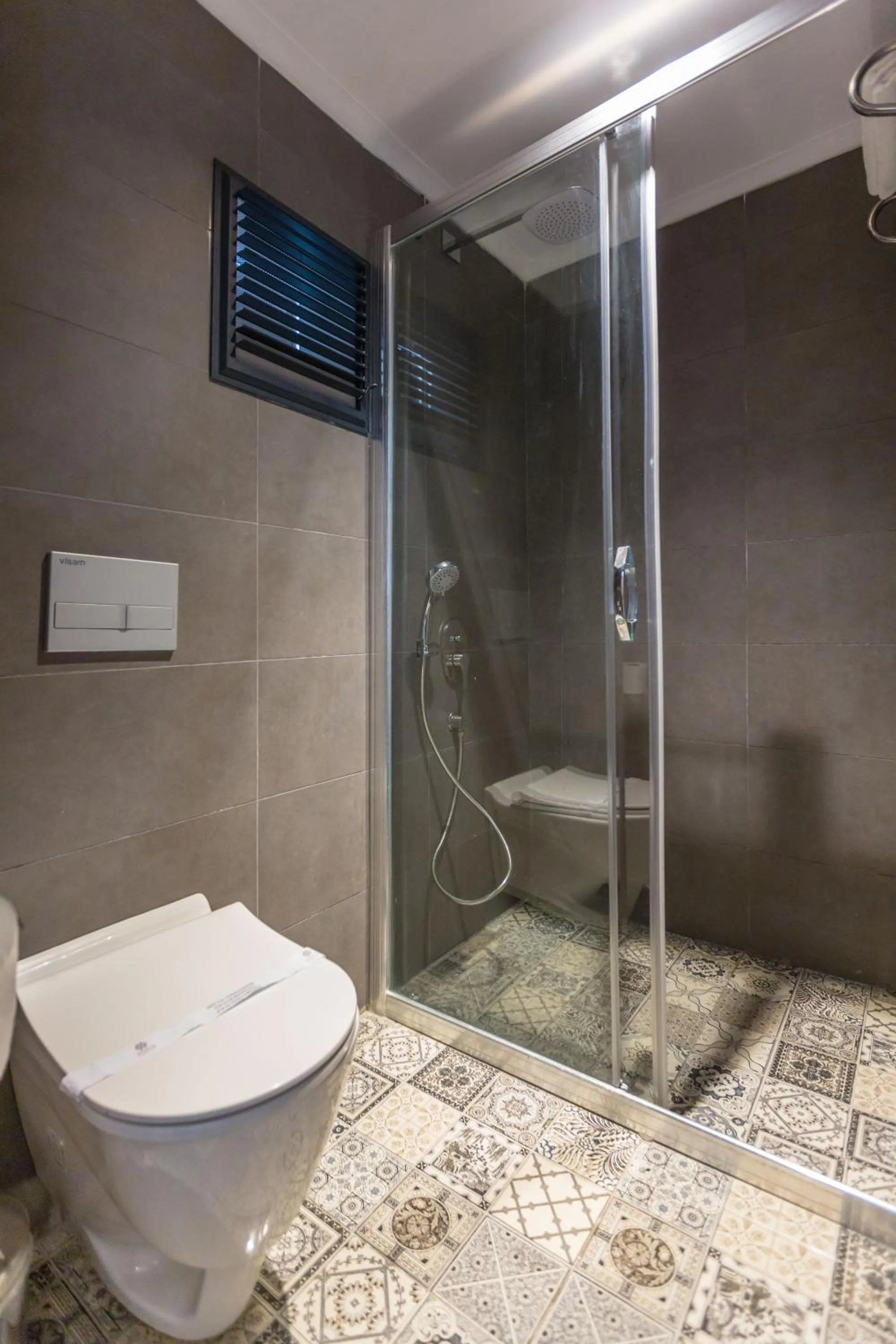 Decorative detail in Risus Garden Marina Hotel