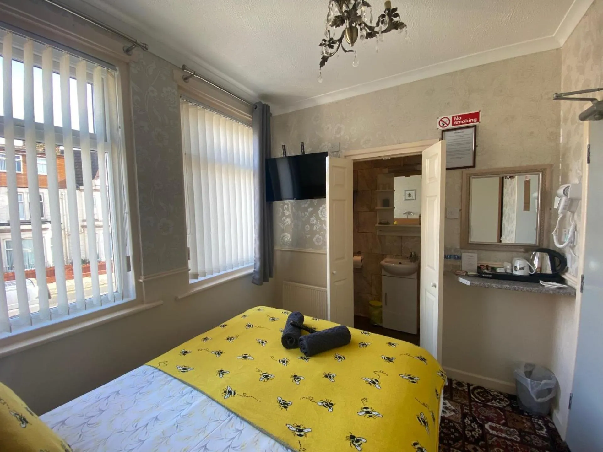 Bedroom, Bed in The Libra - Adults Only B&B with guaranteed carpark