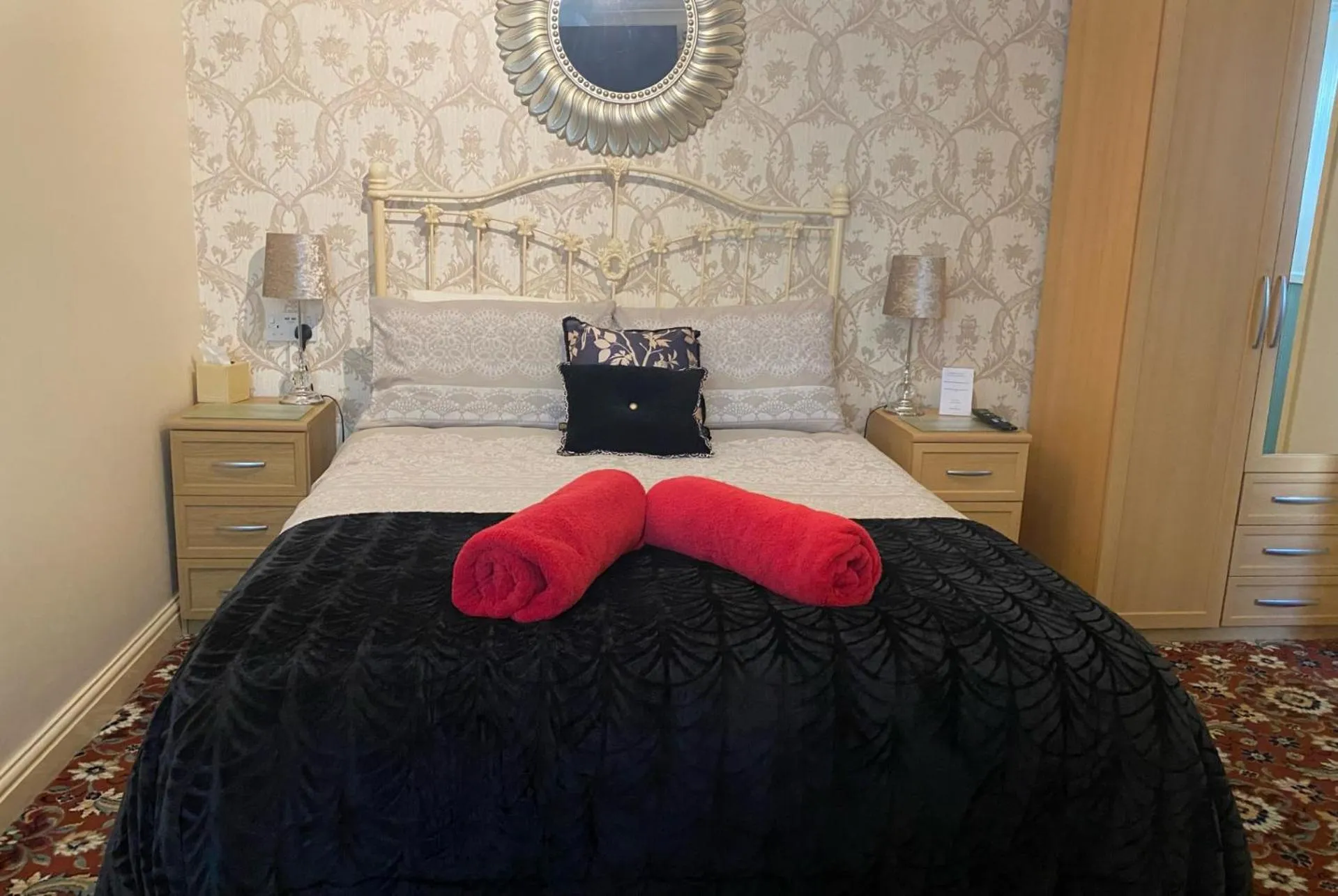 Bed in The Libra - Adults Only B&B with guaranteed carpark