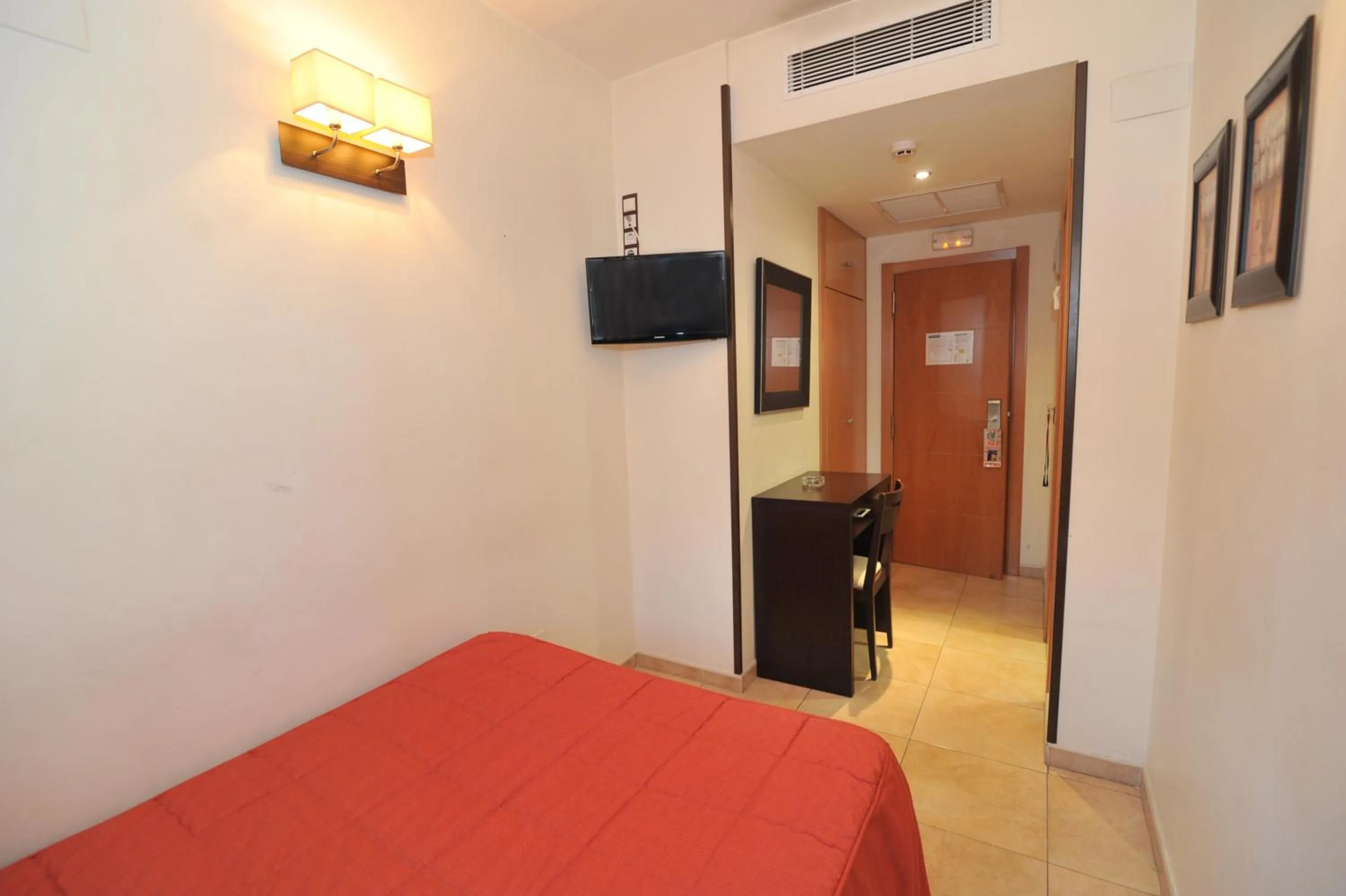 Decorative detail, Bed in Hostal Goyma III